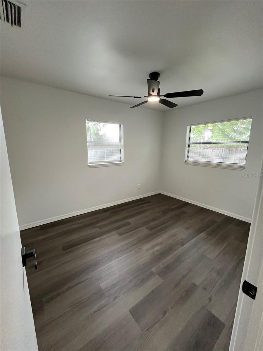 Image 15 of 34 For 1246 Oleander Street
