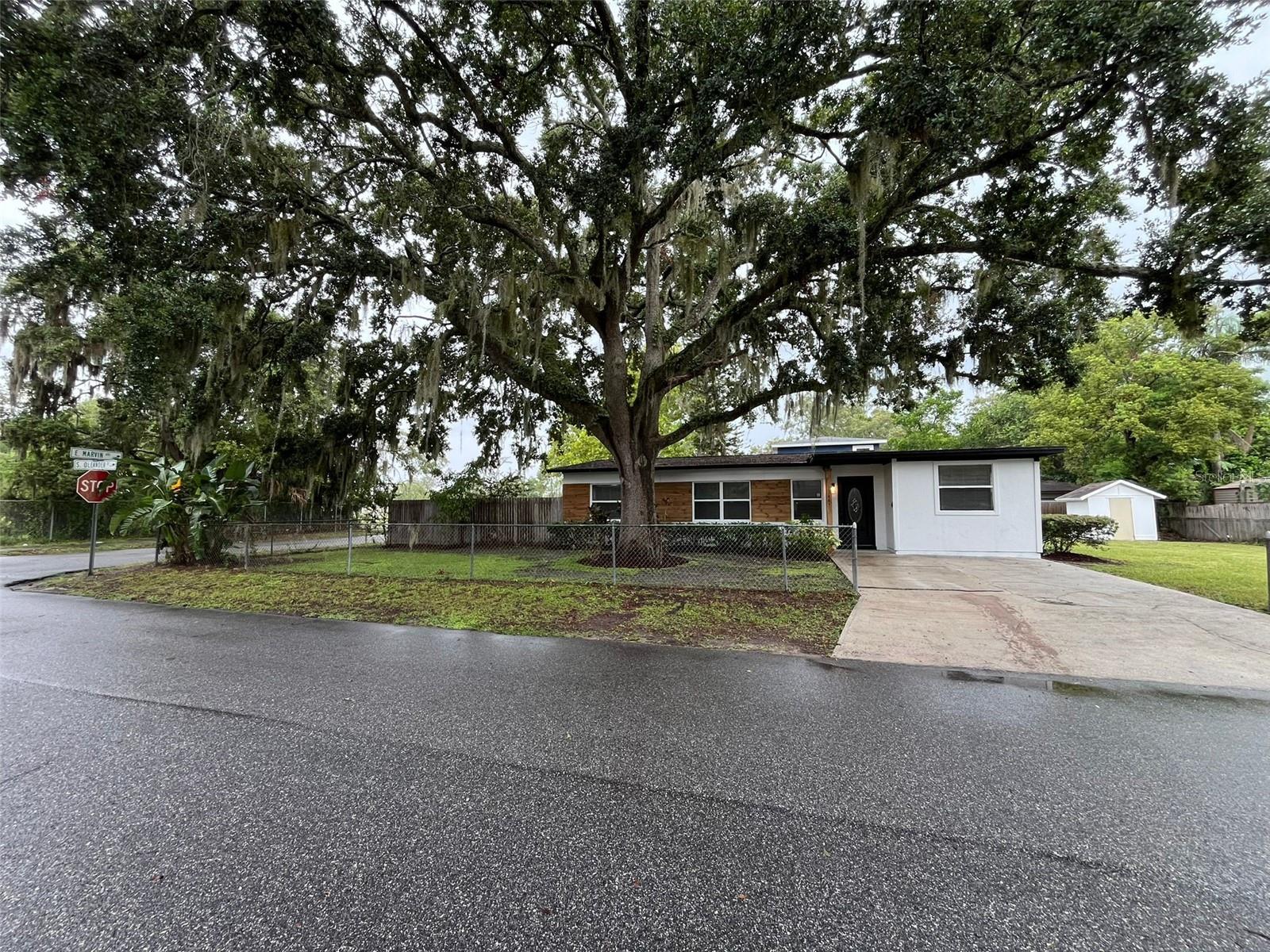 Image 4 of 34 For 1246 Oleander Street