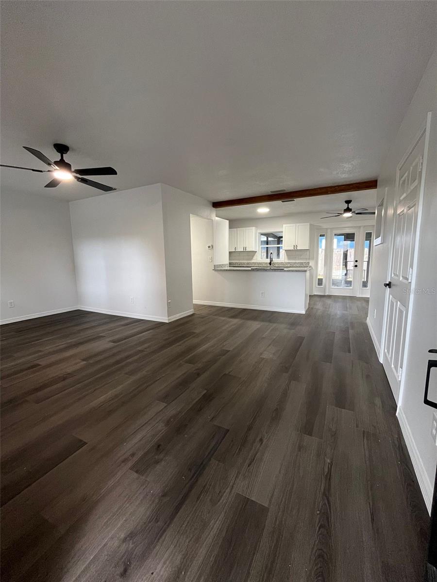 Image 6 of 34 For 1246 Oleander Street
