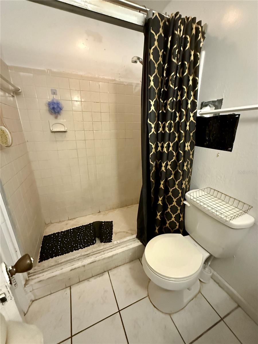 Image 21 of 25 For 4419 Centennial Drive