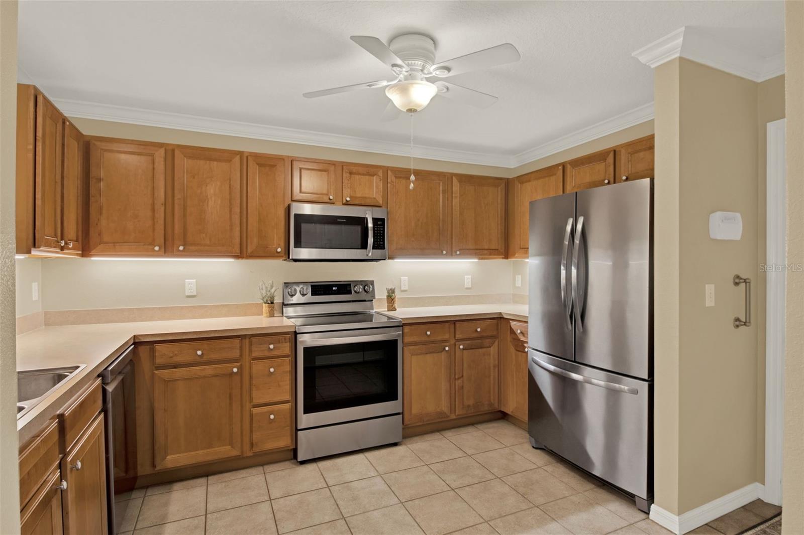 Image 3 of 45 For 3372 Livingston Way