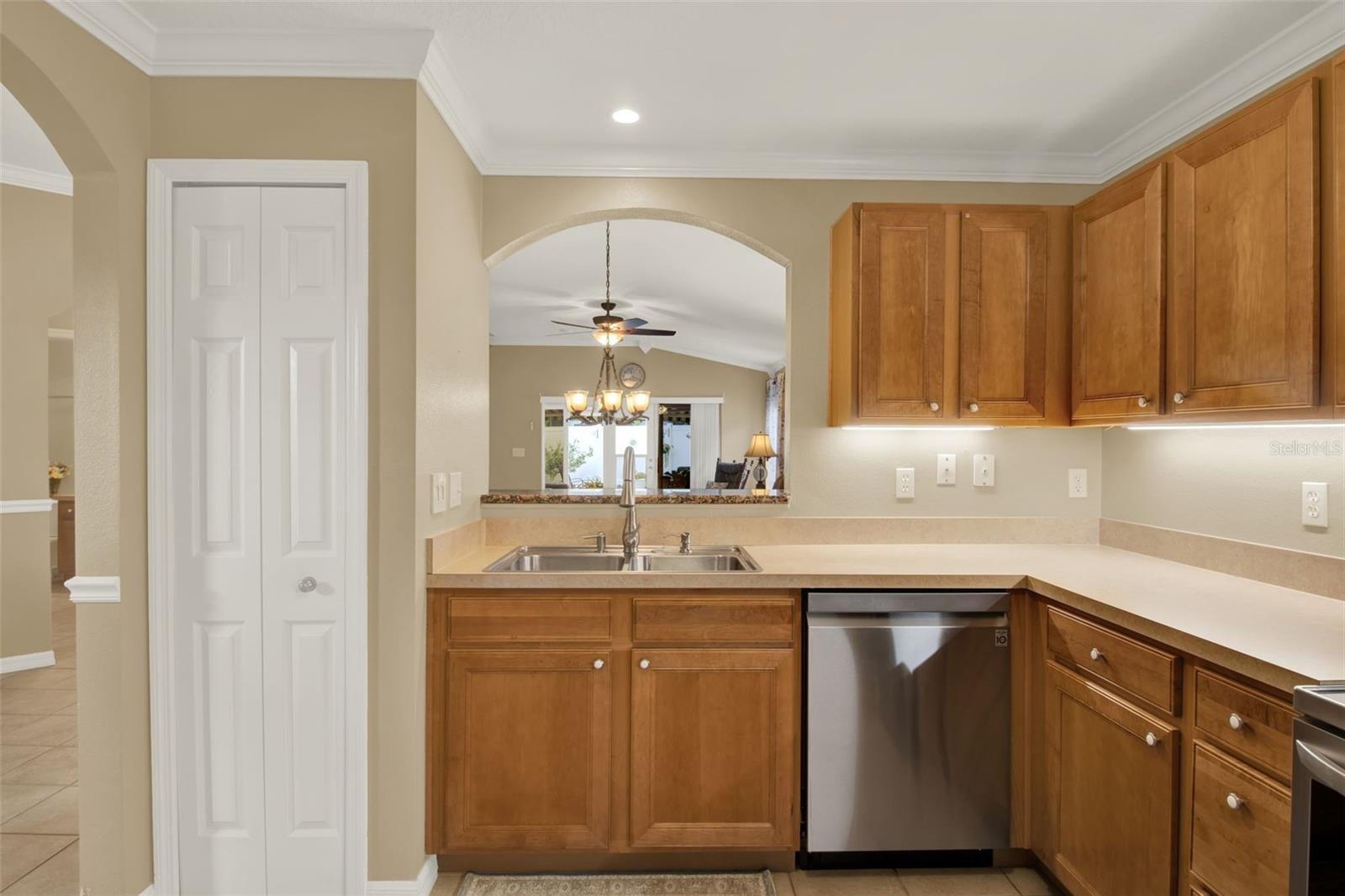 Image 9 of 45 For 3372 Livingston Way