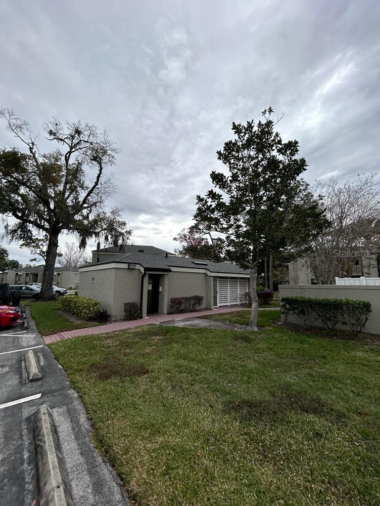 Image 23 of 27 For 144 Springwood Circle F