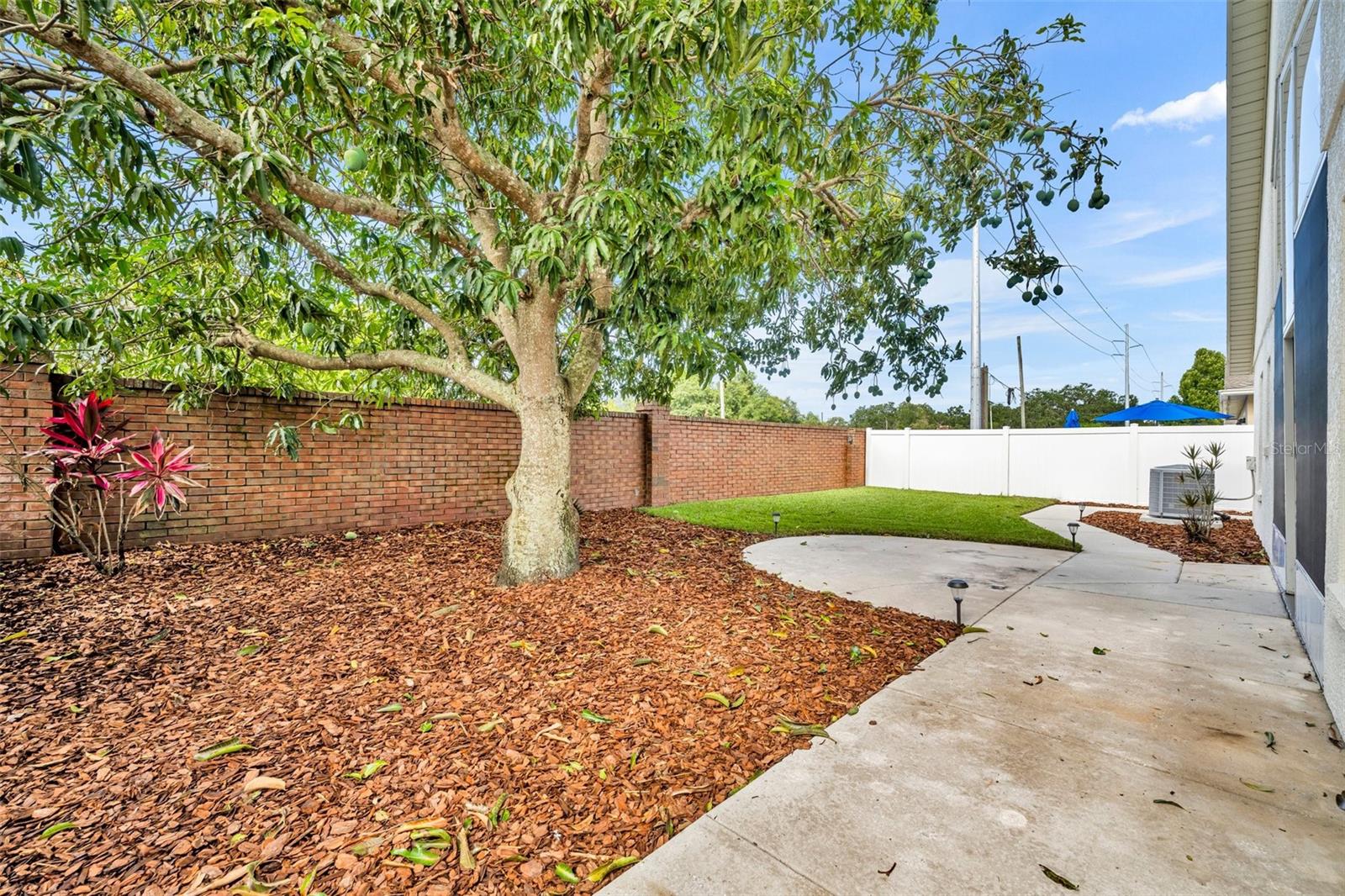 Image 31 of 45 For 3872 Lake Warren Drive