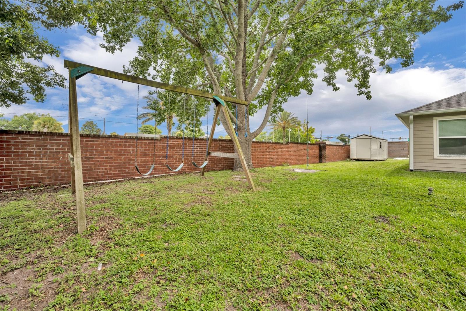 Image 26 of 35 For 9 Summerset Terrace