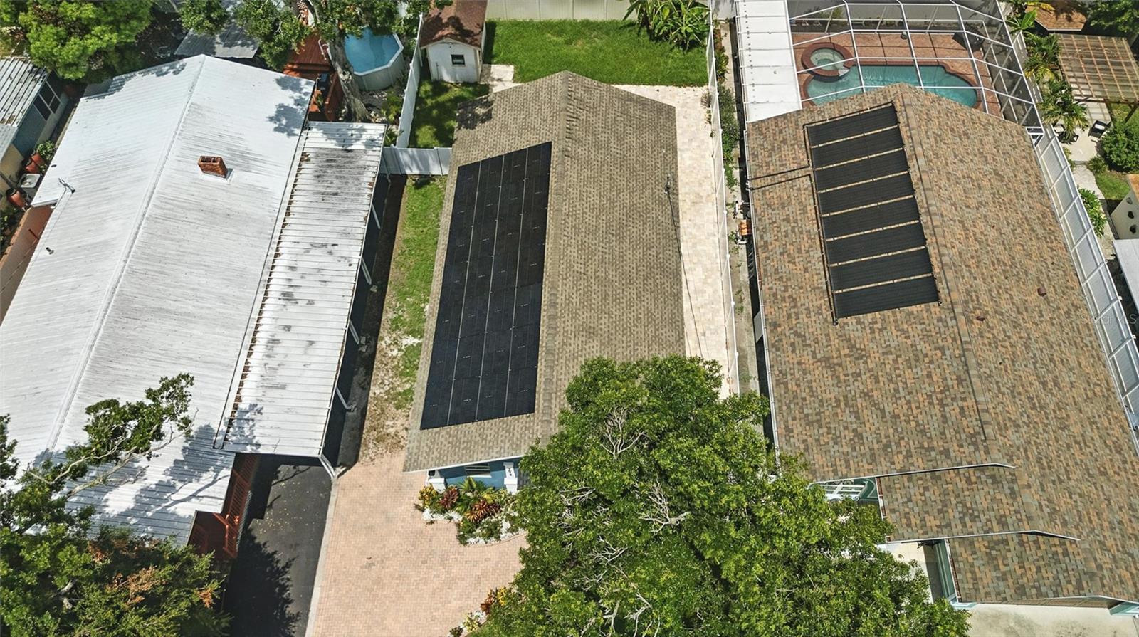 Image 11 of 33 For 7012 Hubert Avenue