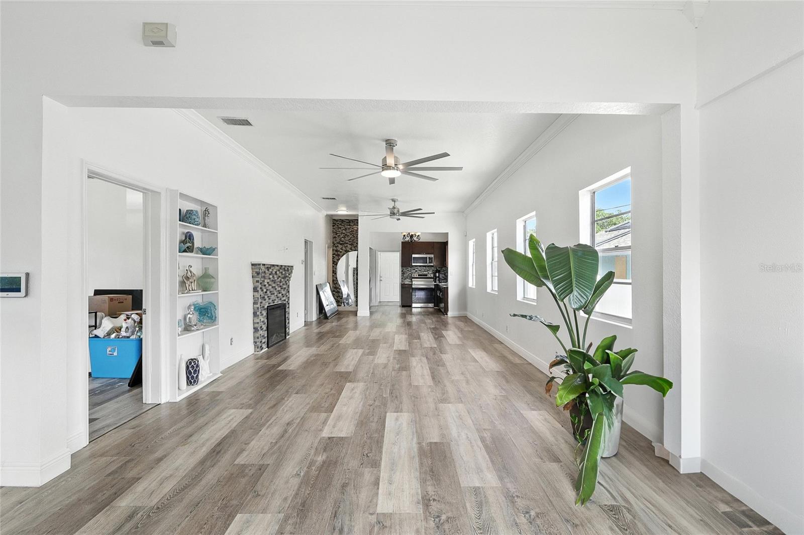 Image 15 of 33 For 7012 Hubert Avenue