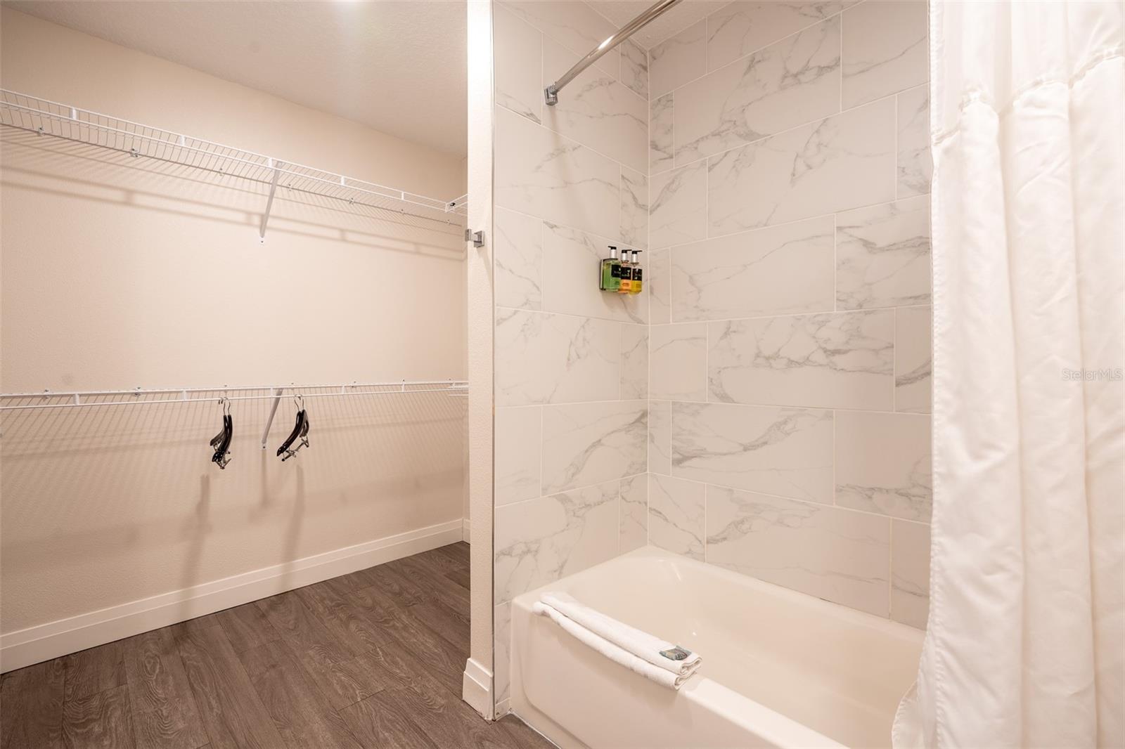 Image 33 of 51 For 14501 Grove Resort Avenue 2436