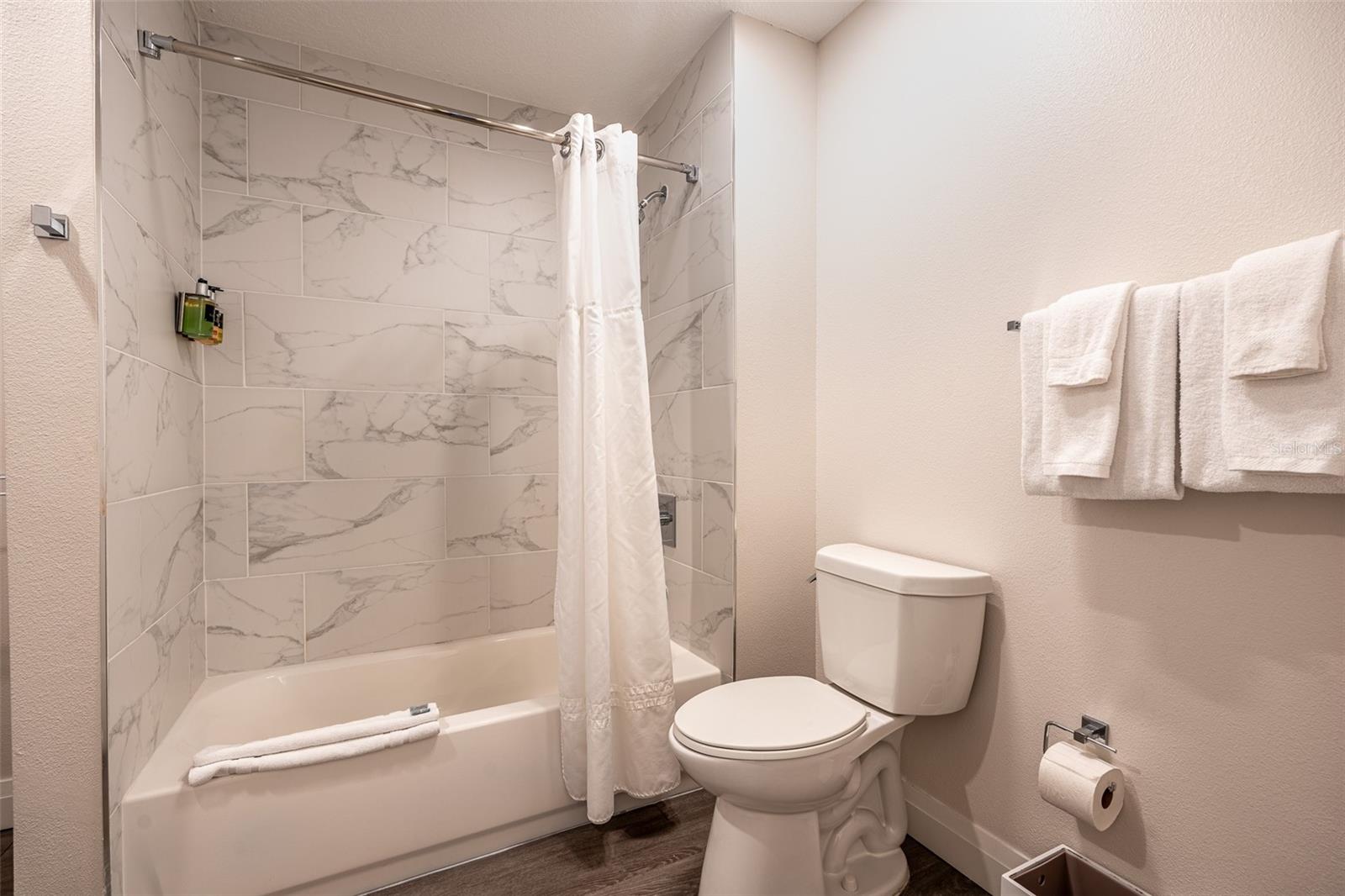 Image 34 of 51 For 14501 Grove Resort Avenue 2436