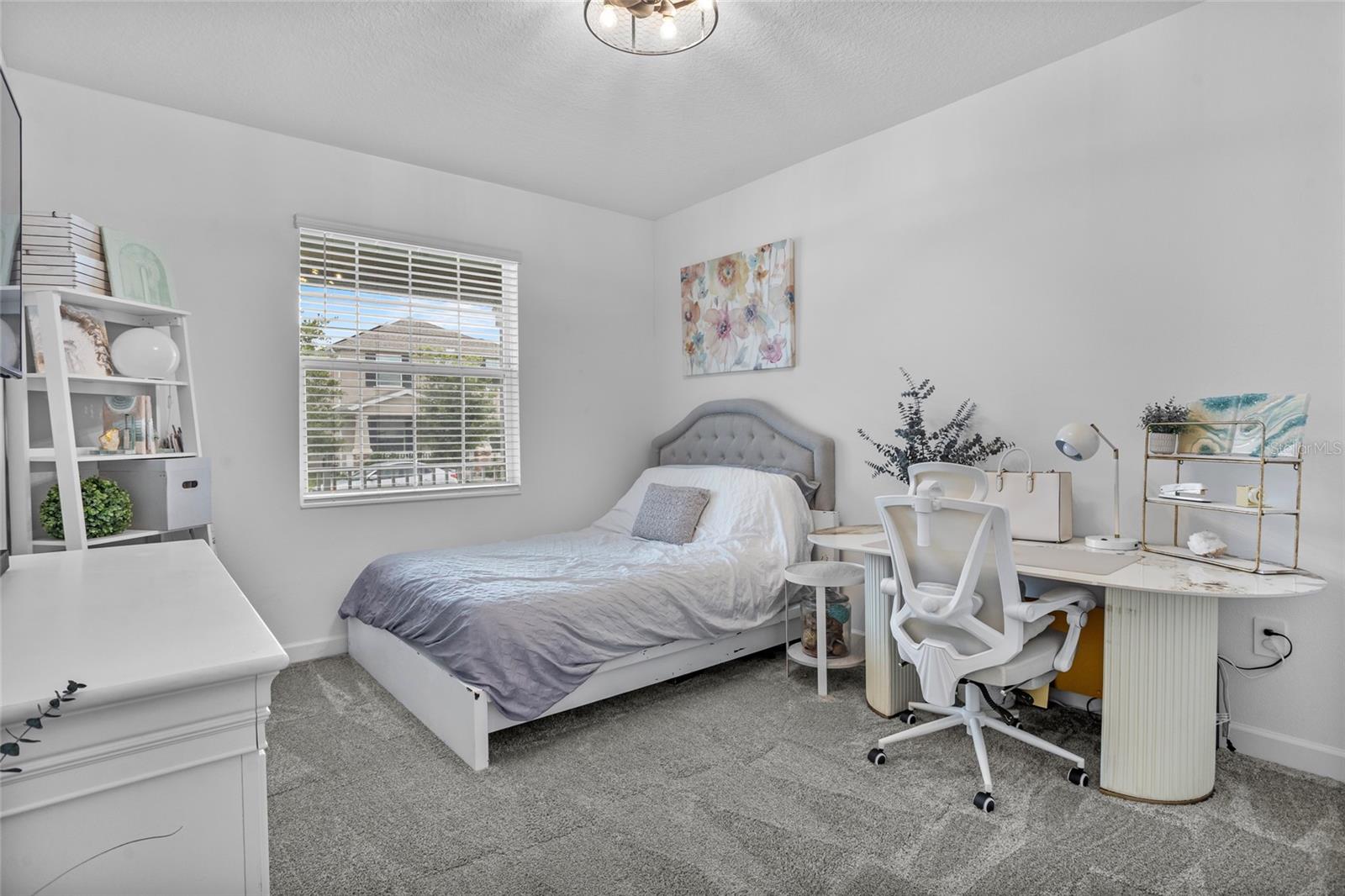 Image 24 of 41 For 11417 Rhyme Avenue