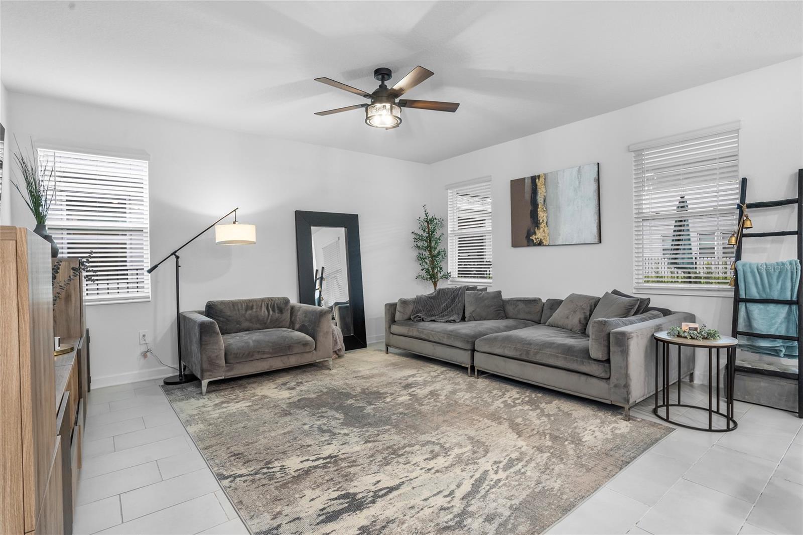 Image 9 of 41 For 11417 Rhyme Avenue