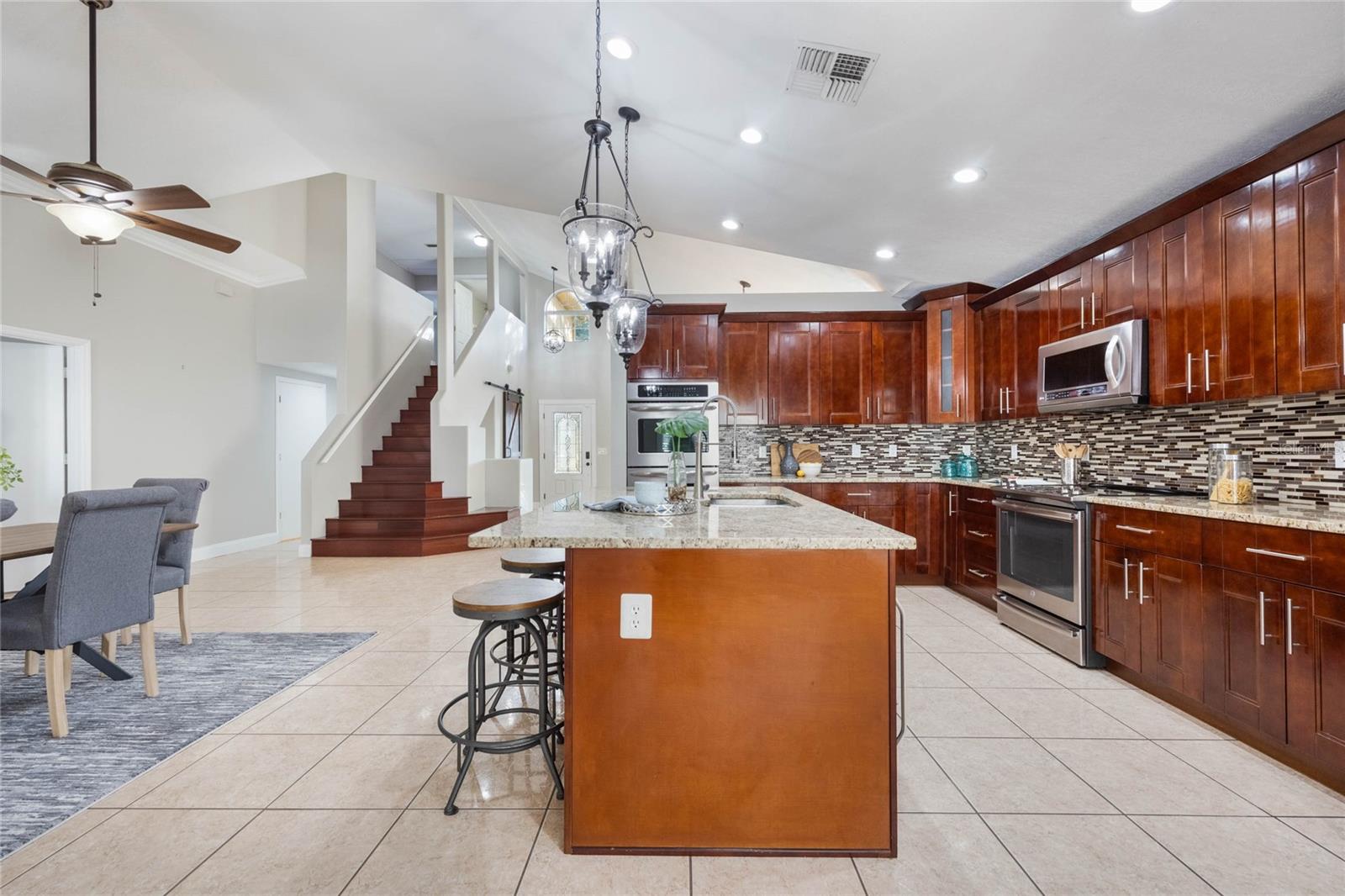 Image 15 of 50 For 11944 Cheltinham Drive