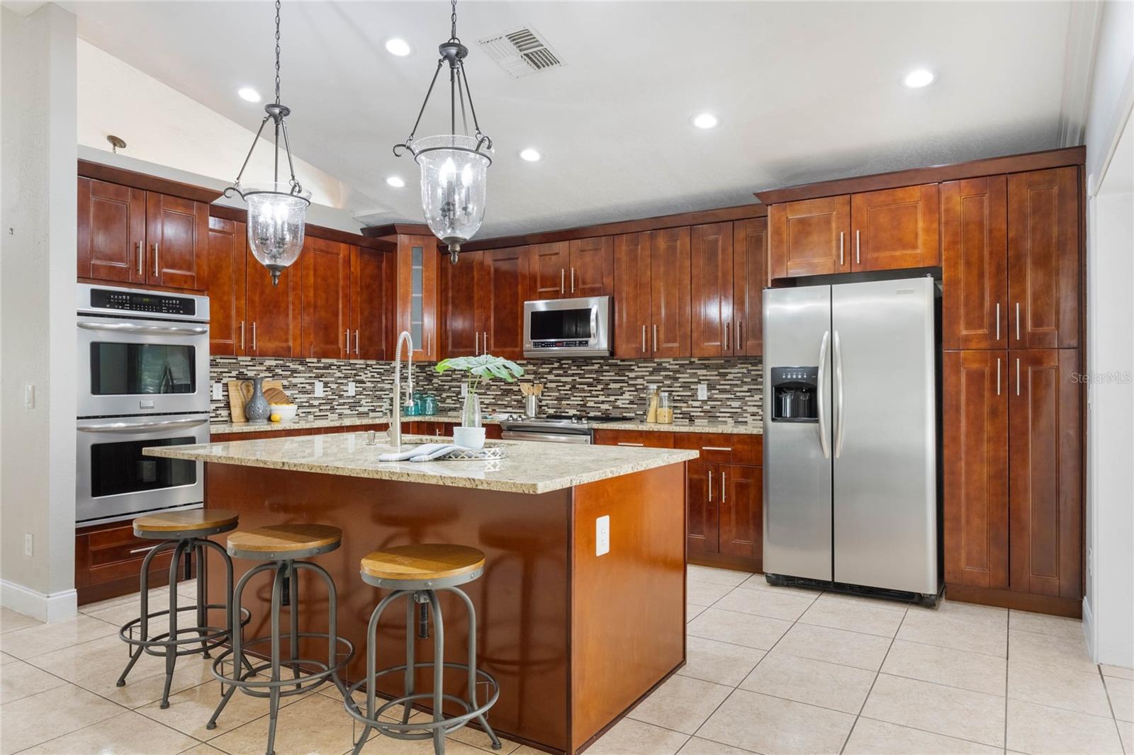 Image 16 of 50 For 11944 Cheltinham Drive
