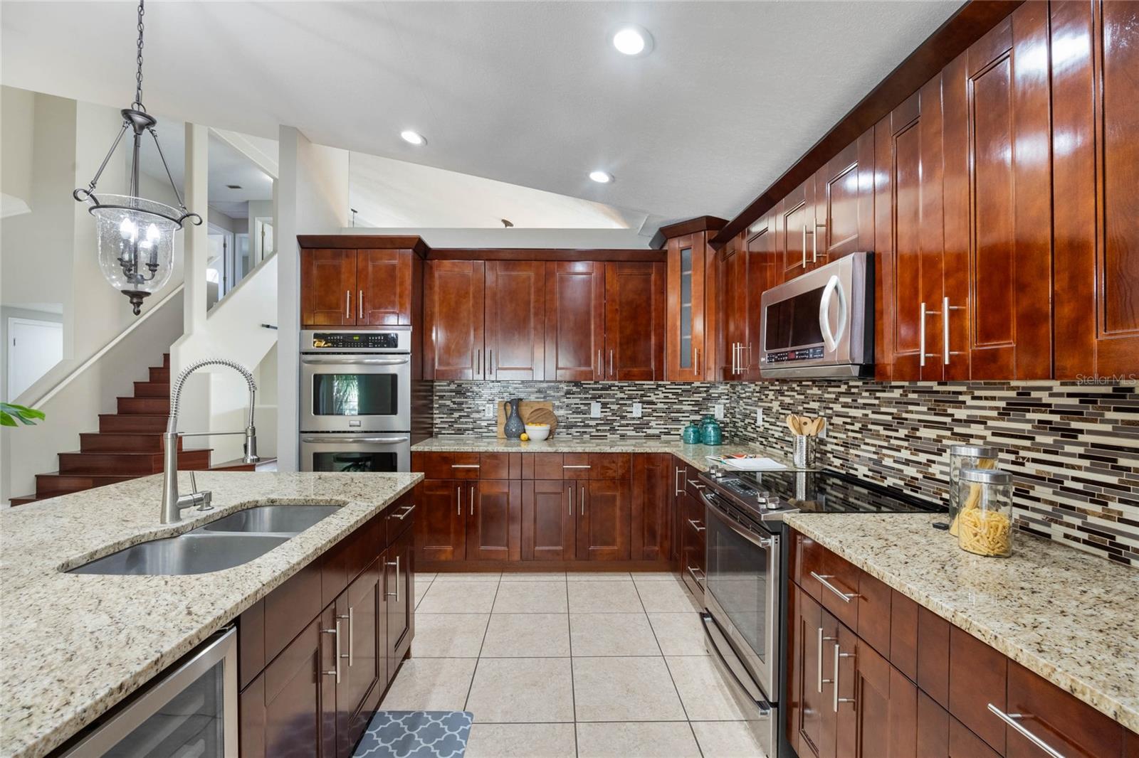 Image 18 of 50 For 11944 Cheltinham Drive