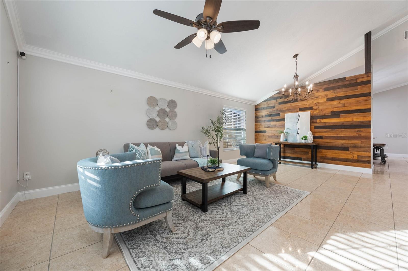 Image 8 of 50 For 11944 Cheltinham Drive