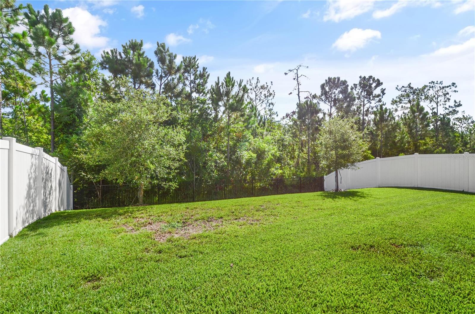 Image 22 of 28 For 11333 Port Place