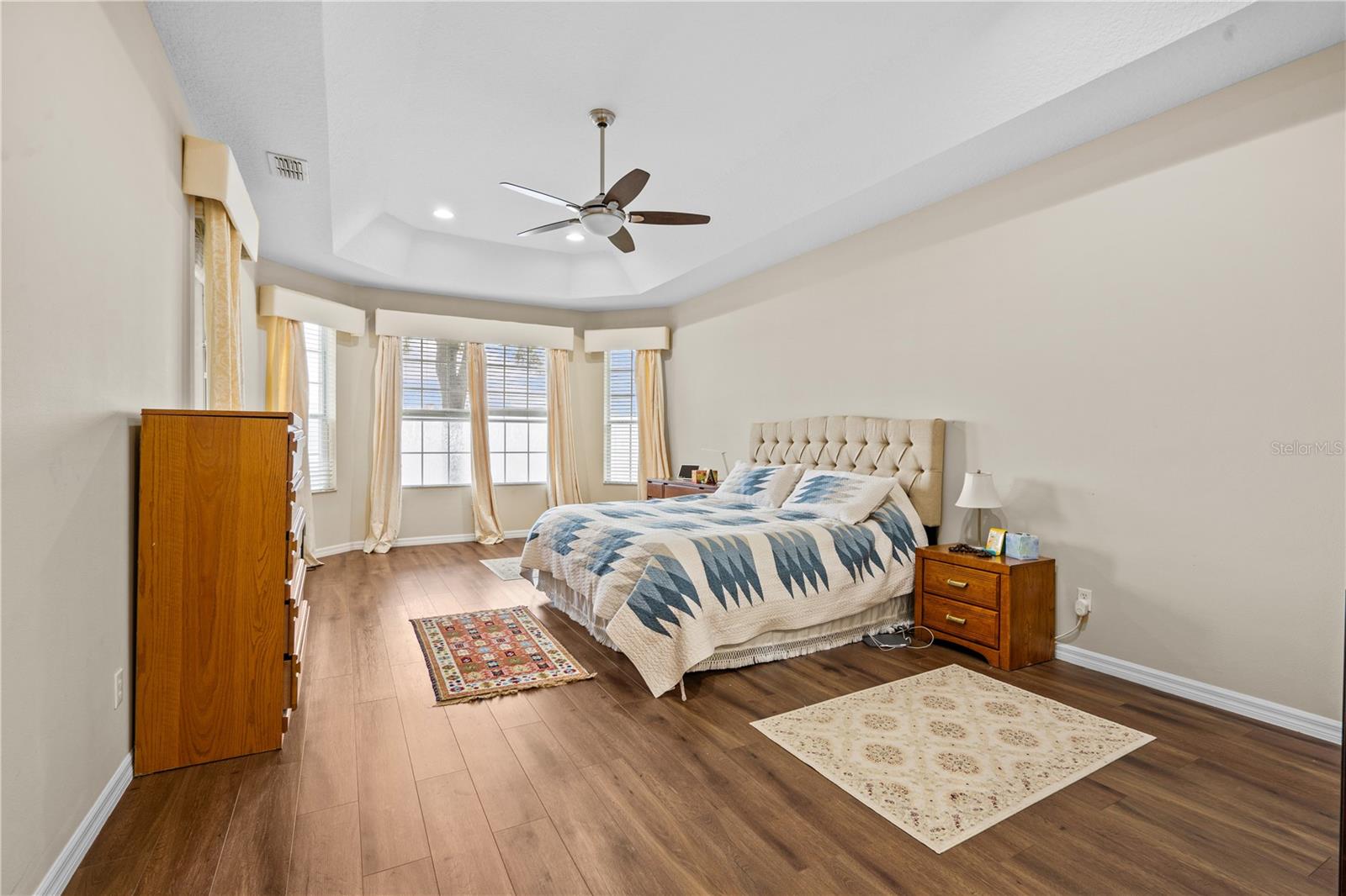 Image 16 of 46 For 8804 Warwick Shore Xing  X