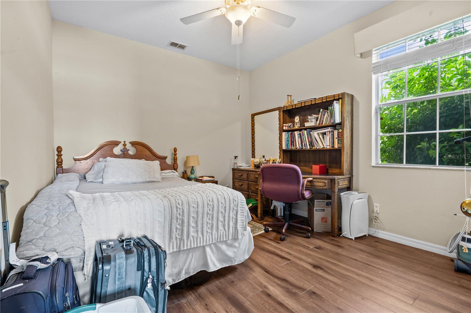 Image 22 of 46 For 8804 Warwick Shore Xing  X