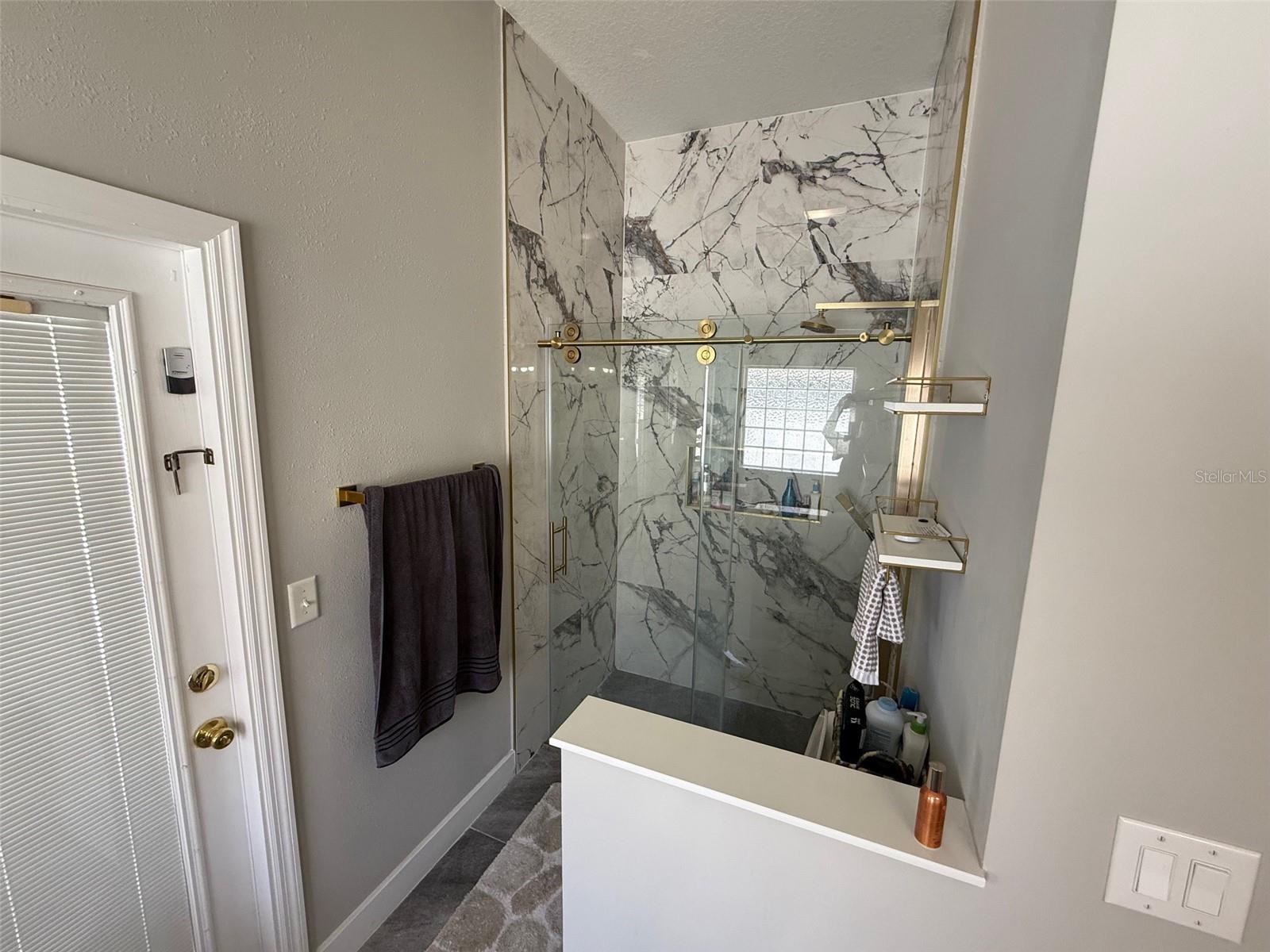 Image 11 of 18 For 219 Compass Rose Drive