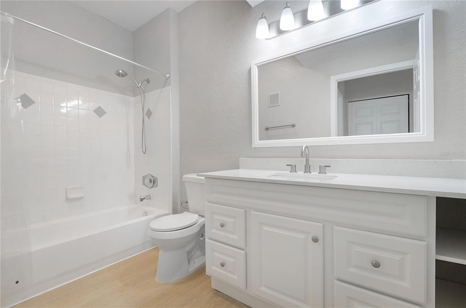 Image 16 of 28 For 826 Camargo Way 201