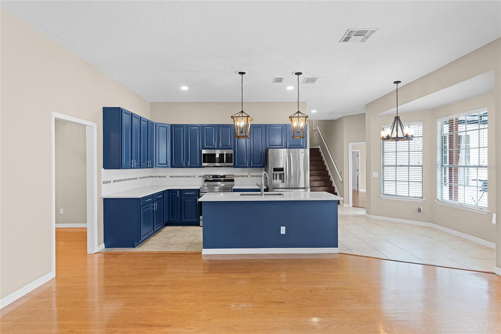 Image 16 of 73 For 403 Courtlea Creek Drive