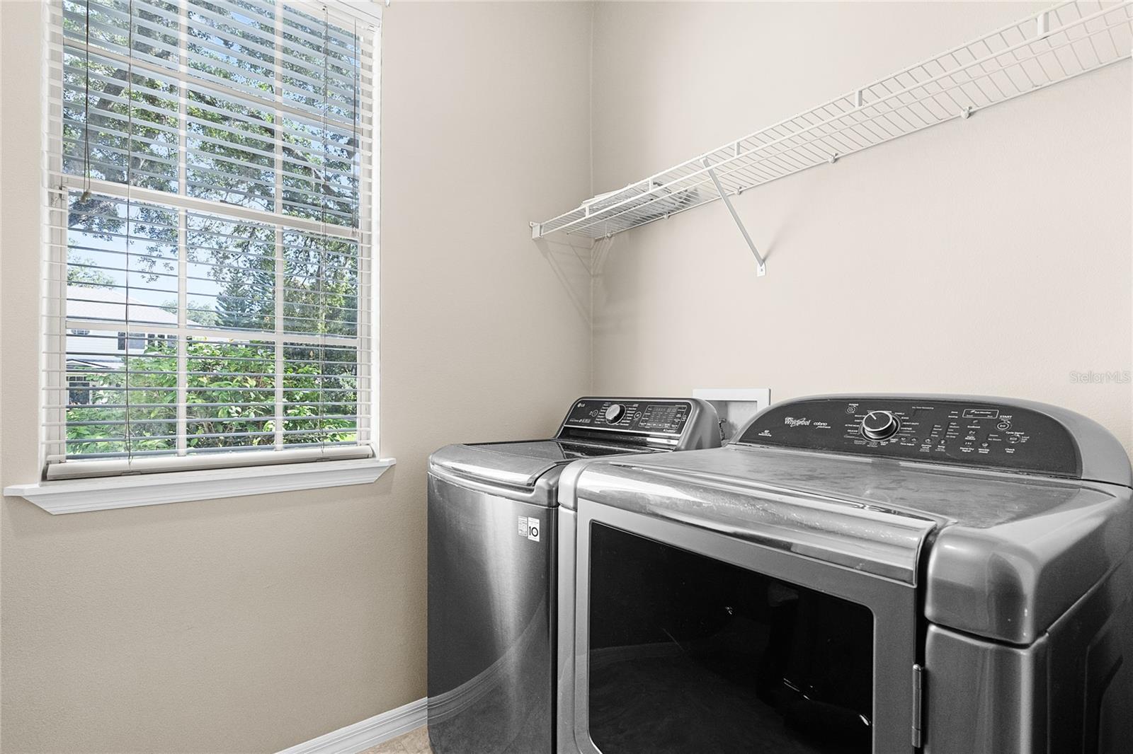 Image 22 of 73 For 403 Courtlea Creek Drive