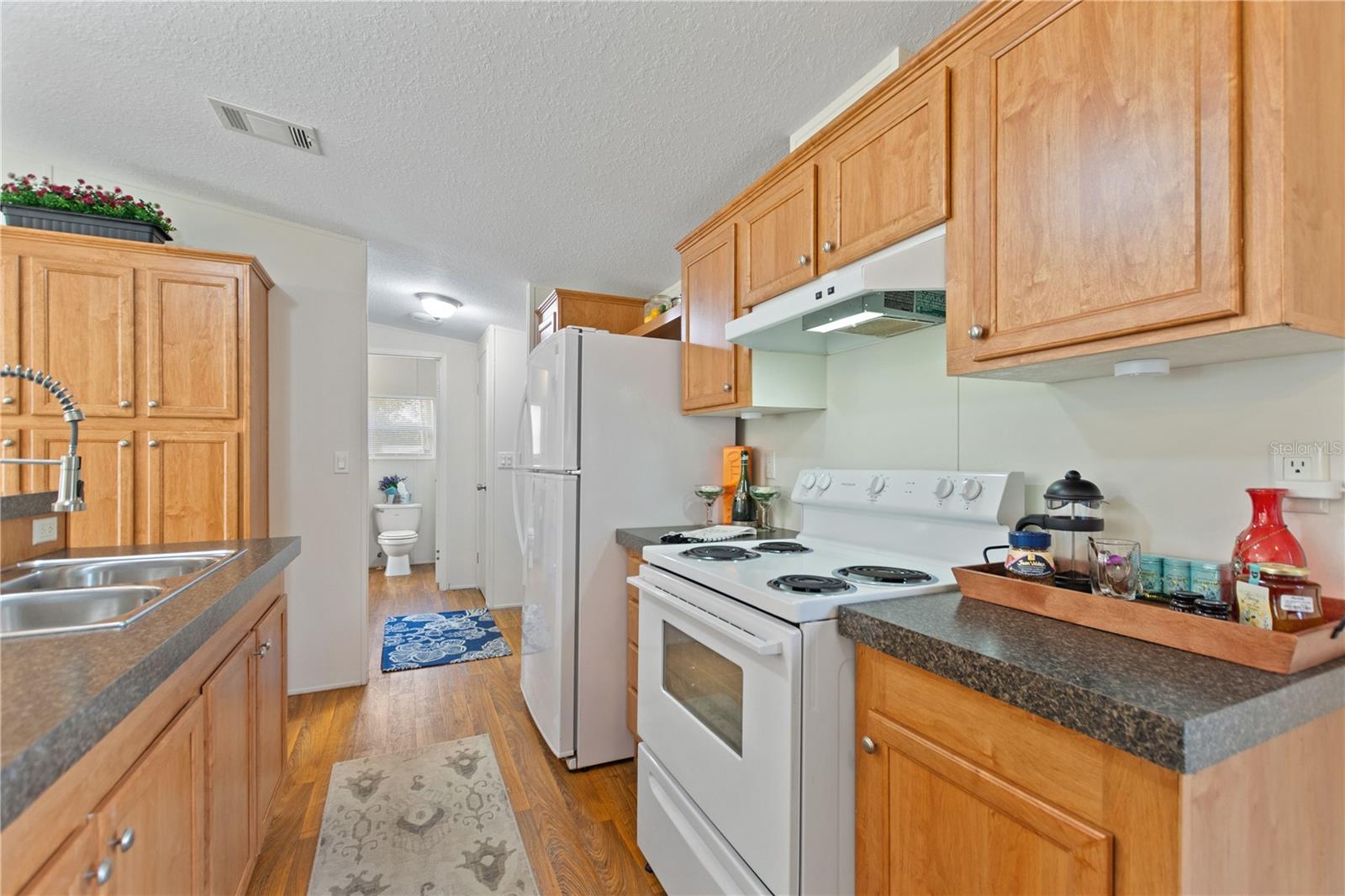 Image 11 of 84 For 1208 Varner Road