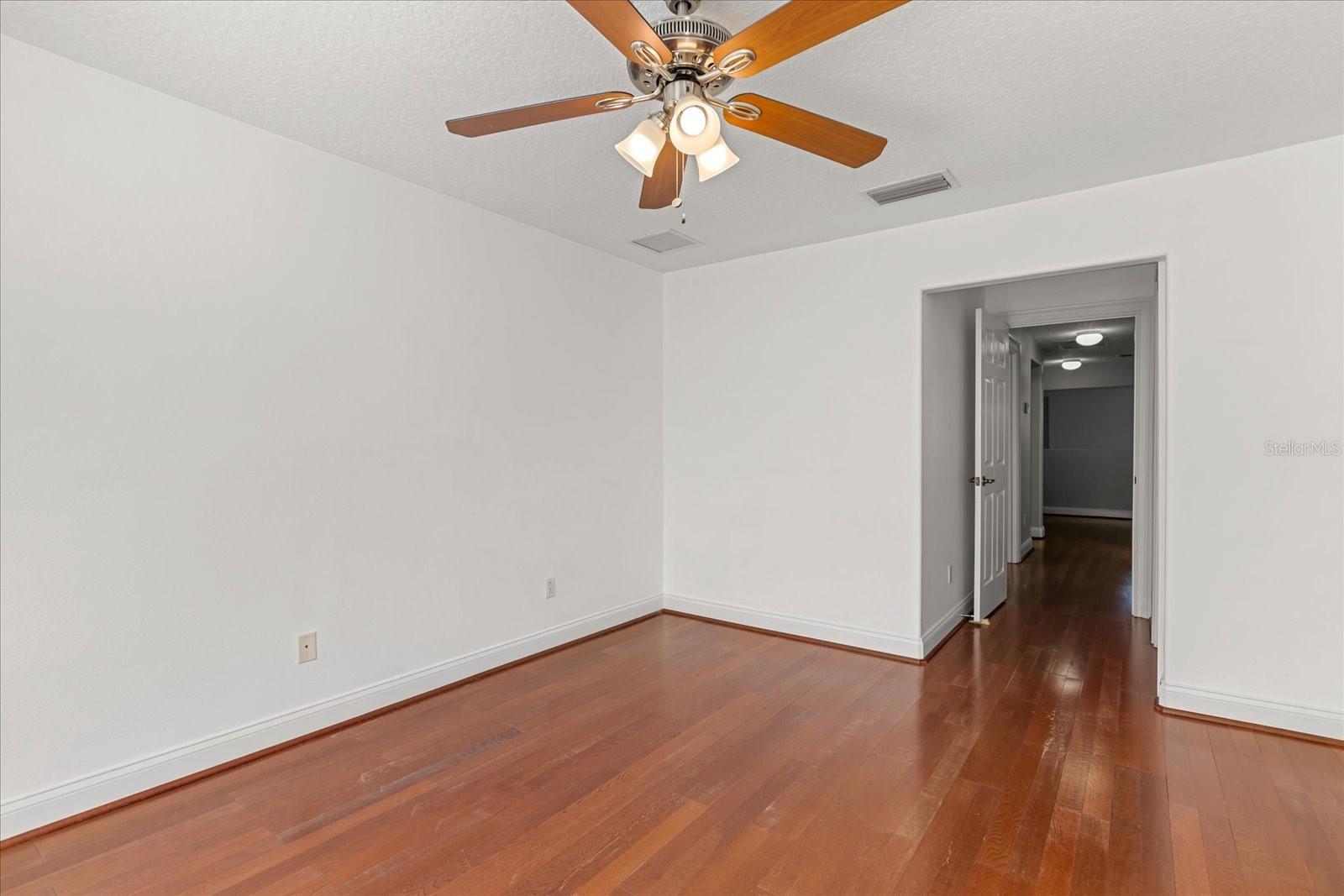 Image 19 of 32 For 7348 Regina Way