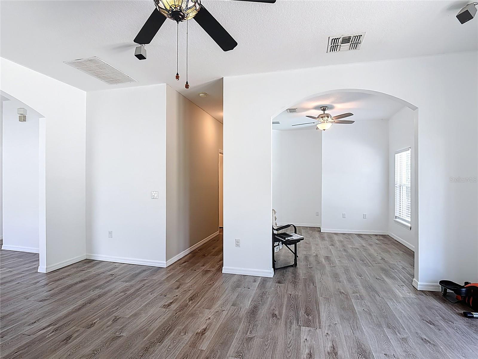 Image 18 of 43 For 799 Hacienda Circle
