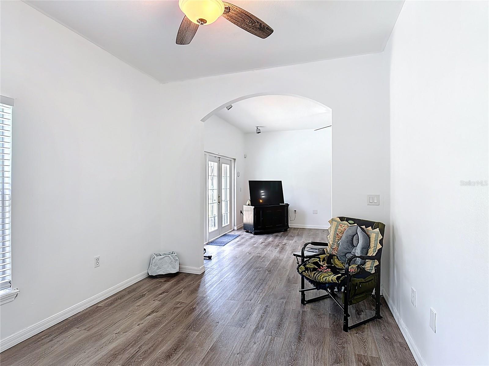 Image 19 of 43 For 799 Hacienda Circle