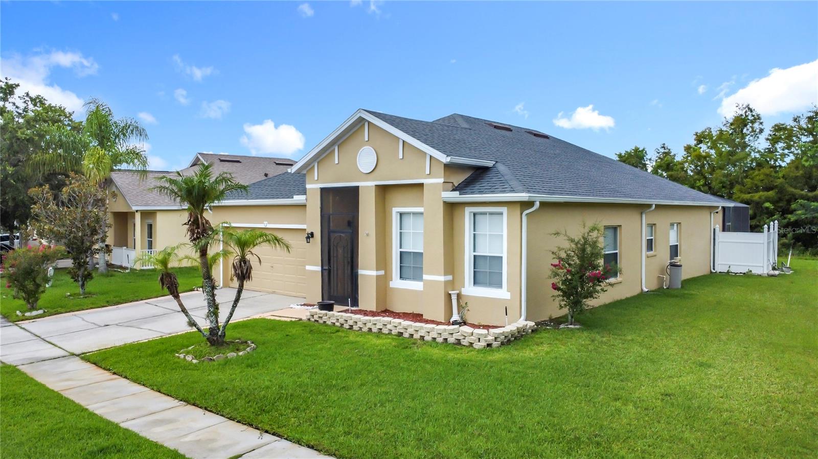 Image 2 of 43 For 799 Hacienda Circle
