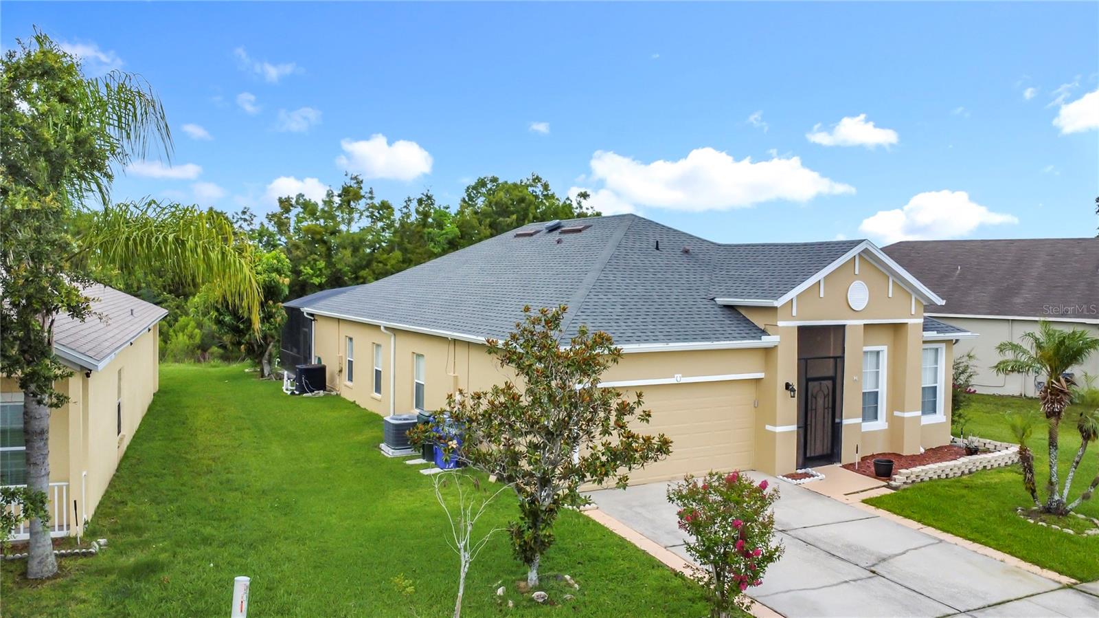 Image 3 of 43 For 799 Hacienda Circle