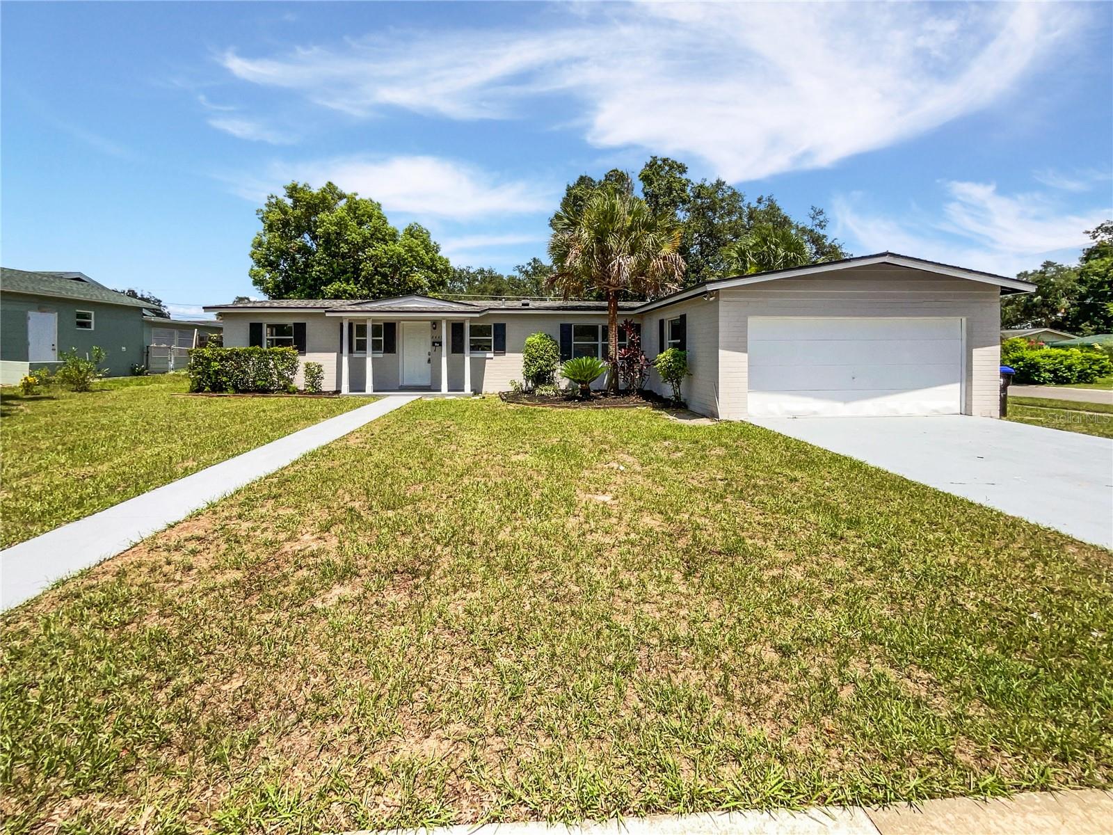 Image 10 of 21 For 2607 Castle Oak Avenue