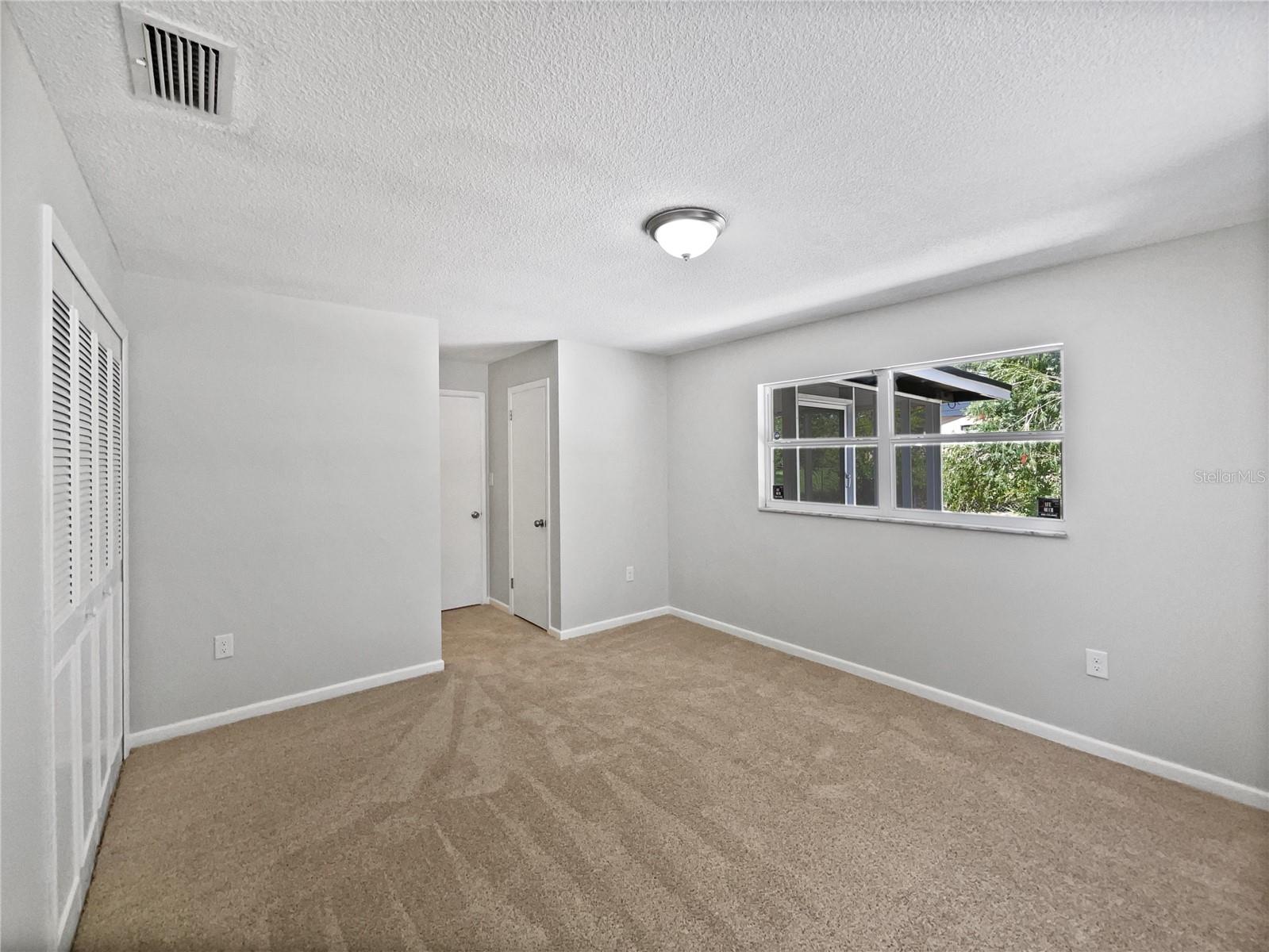 Image 12 of 21 For 2607 Castle Oak Avenue