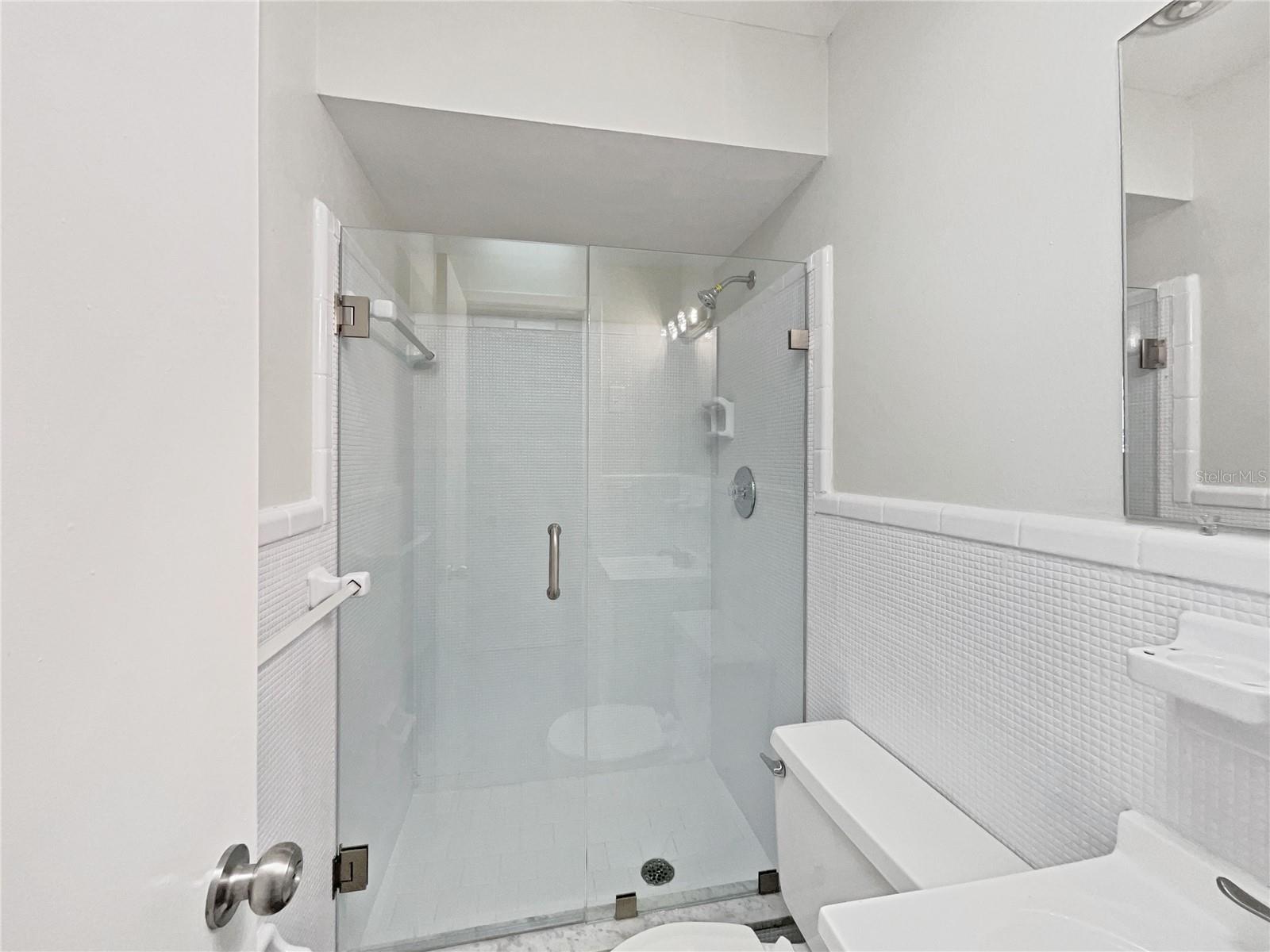 Image 13 of 21 For 2607 Castle Oak Avenue