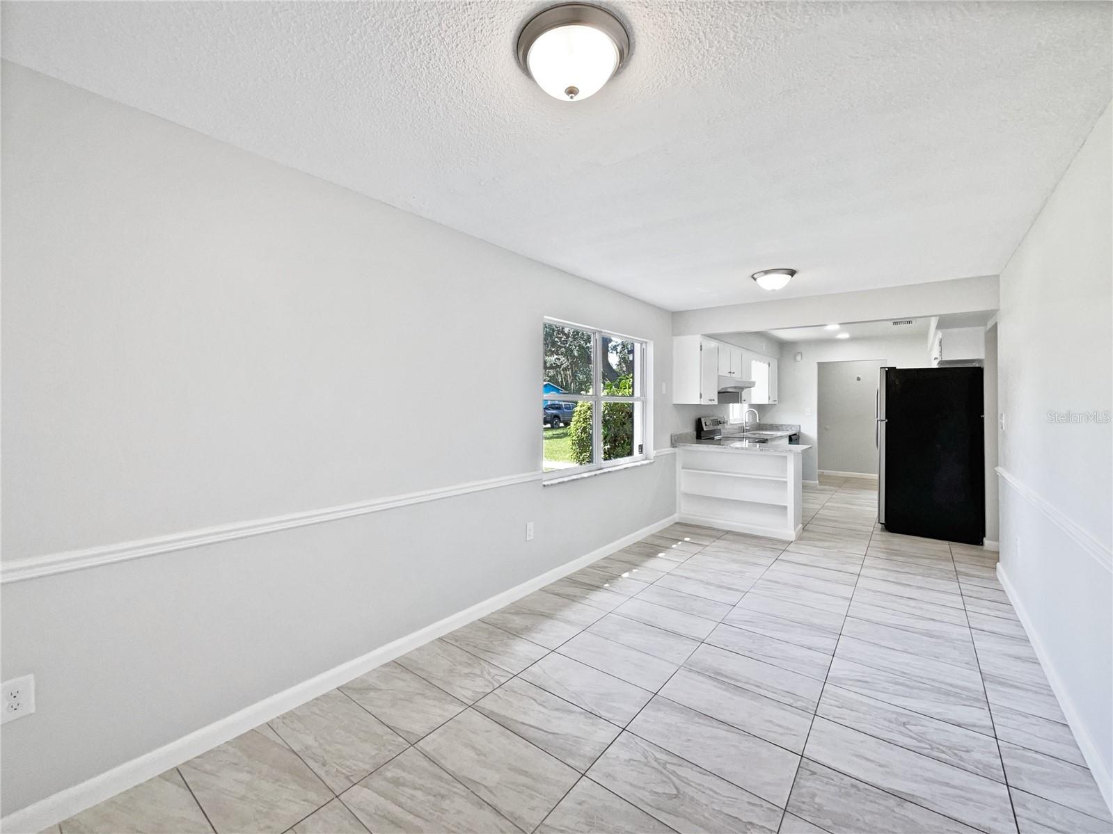Image 14 of 21 For 2607 Castle Oak Avenue