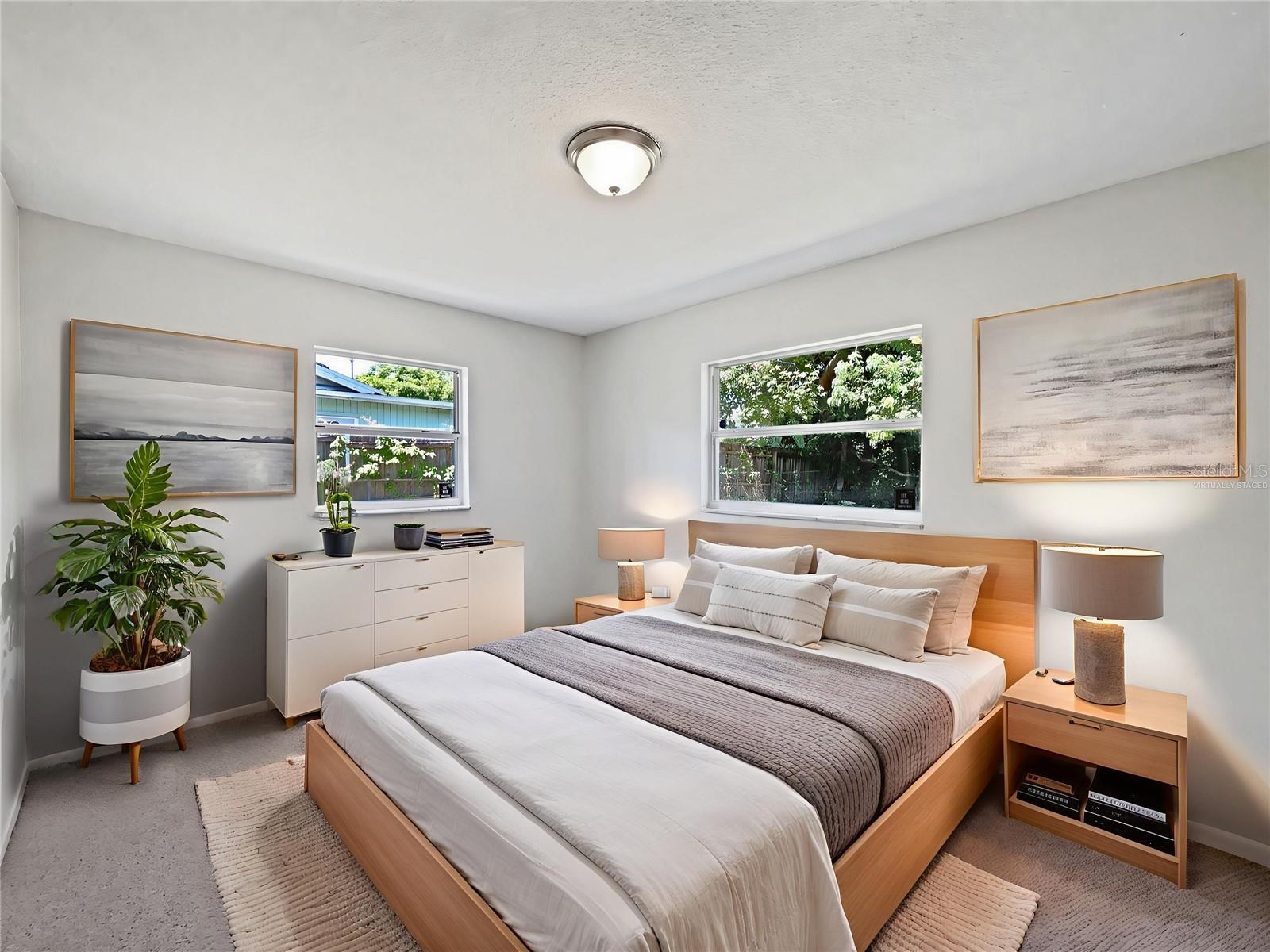 Image 4 of 21 For 2607 Castle Oak Avenue