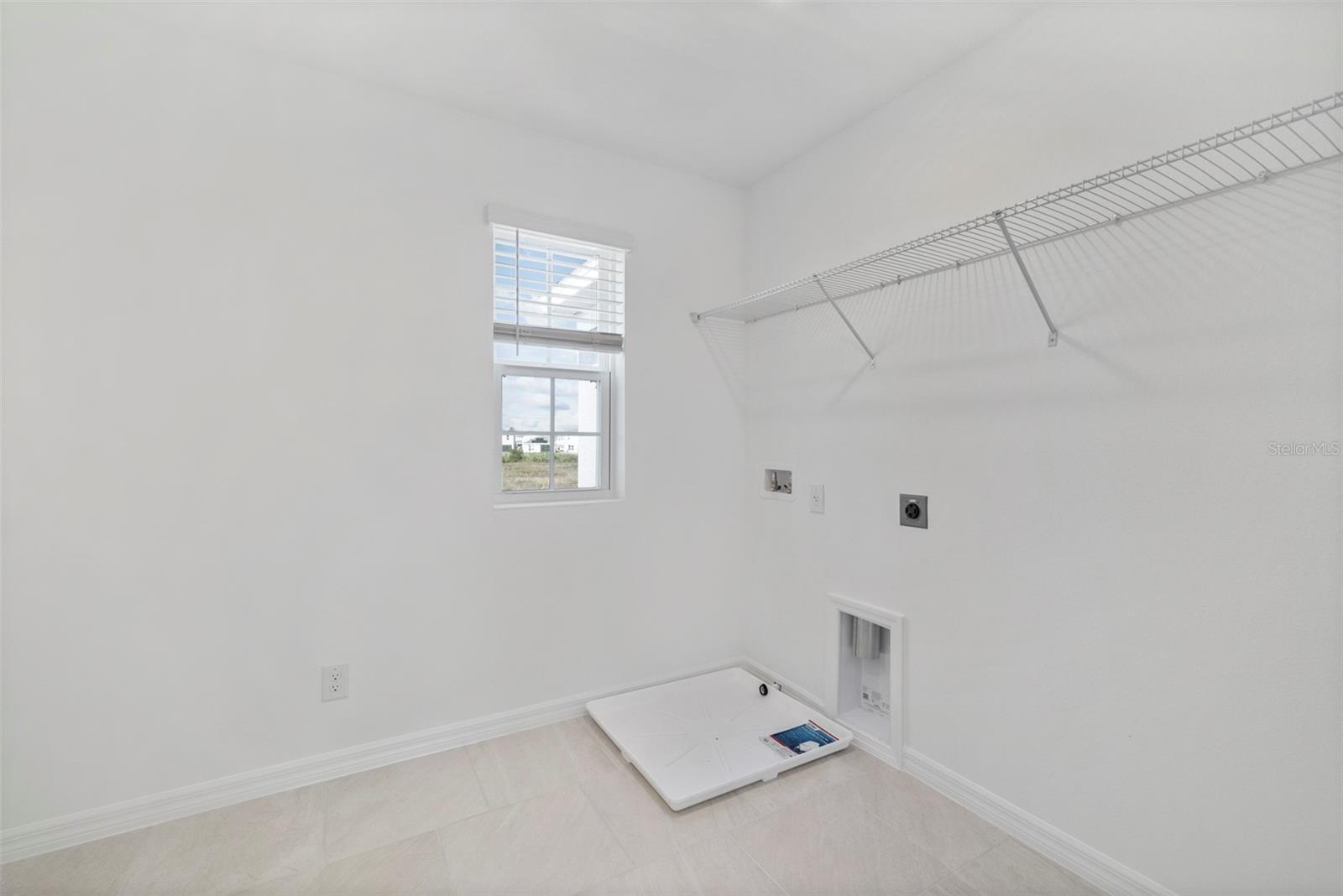 Image 8 of 18 For 1337 Sawgrass Hammock Lane