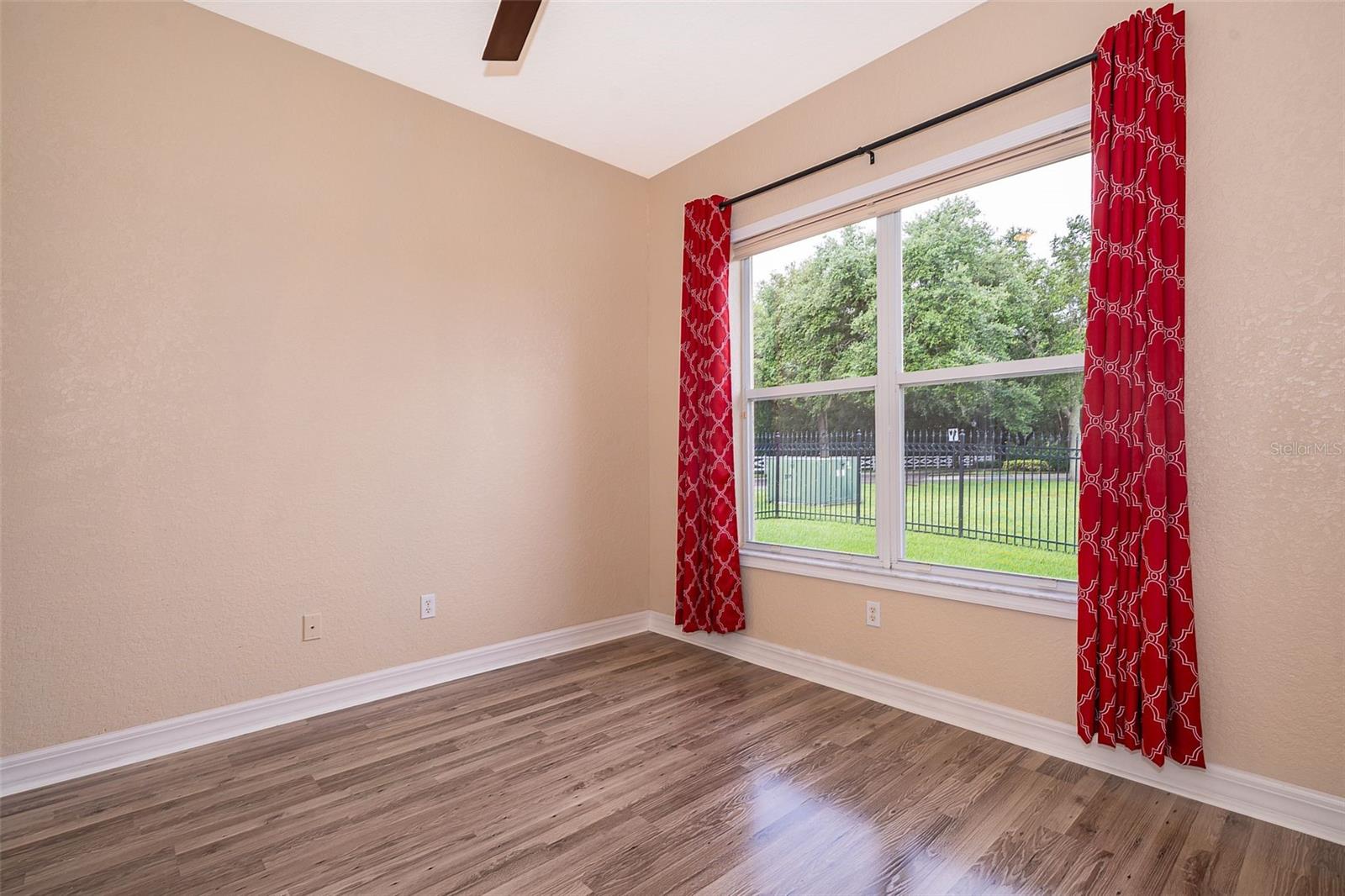 Image 32 of 43 For 2258 Rickover Place