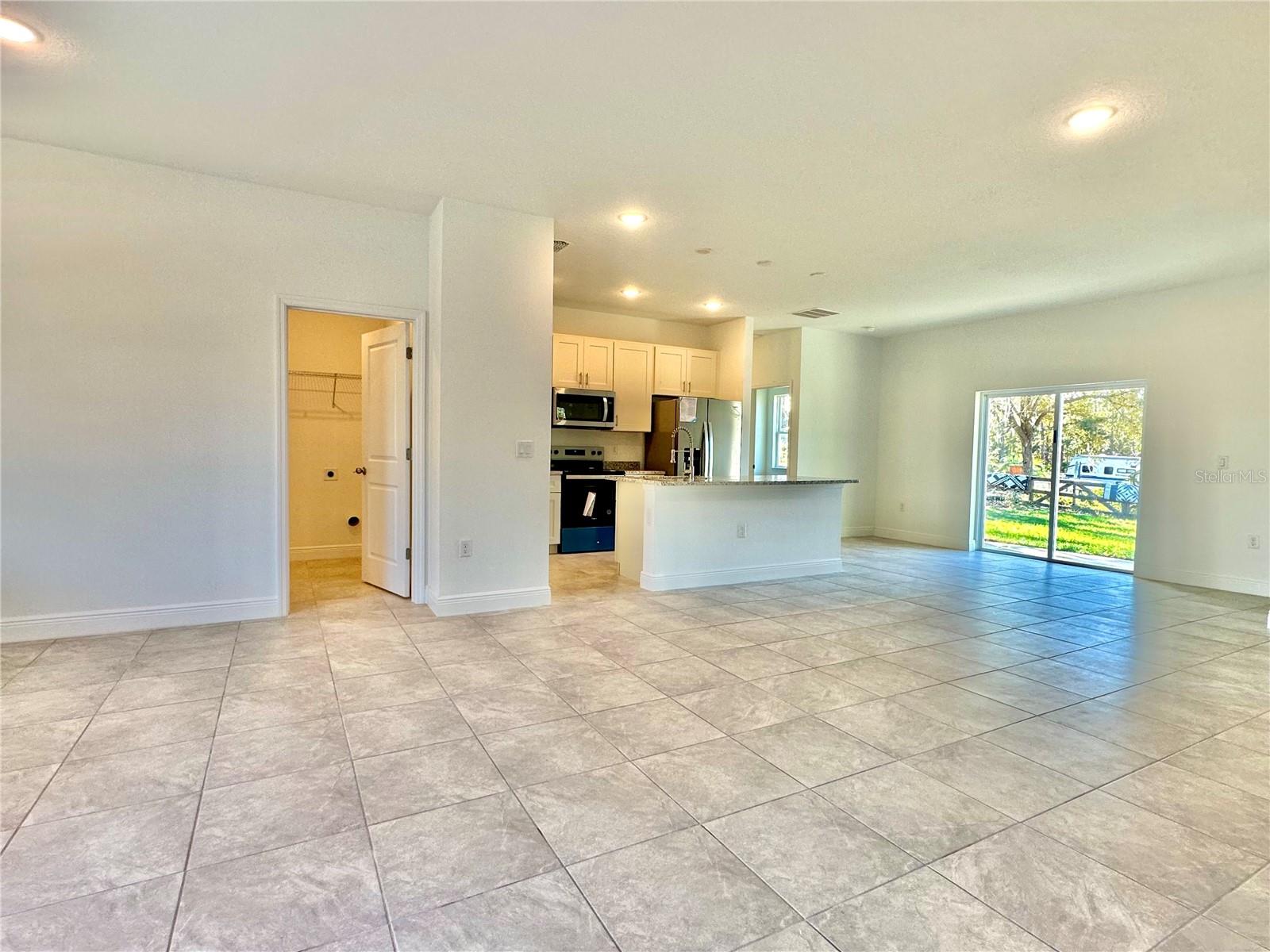 Image 20 of 43 For 10984 G Martinelli Boulevard