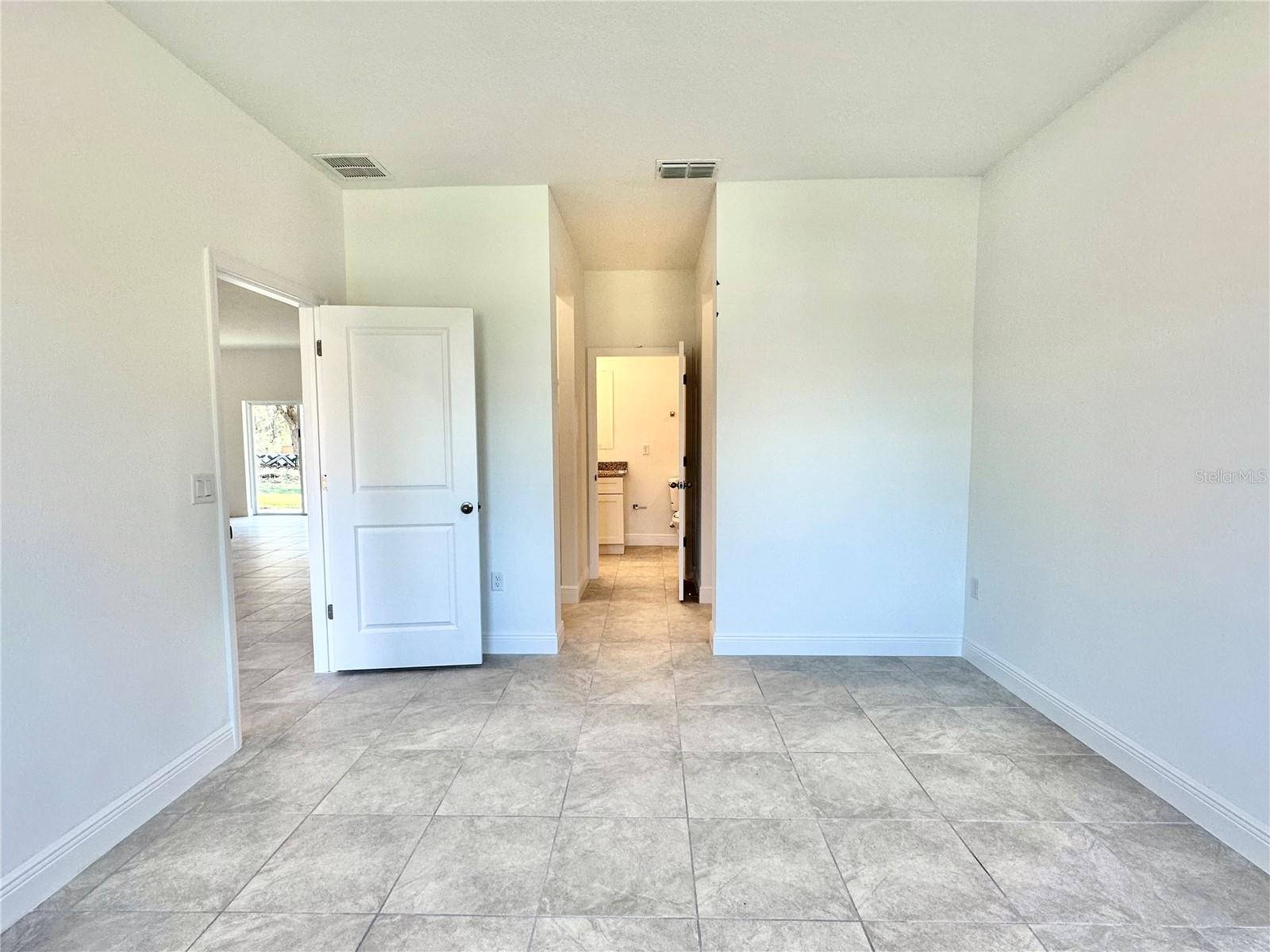 Image 38 of 43 For 10984 G Martinelli Boulevard