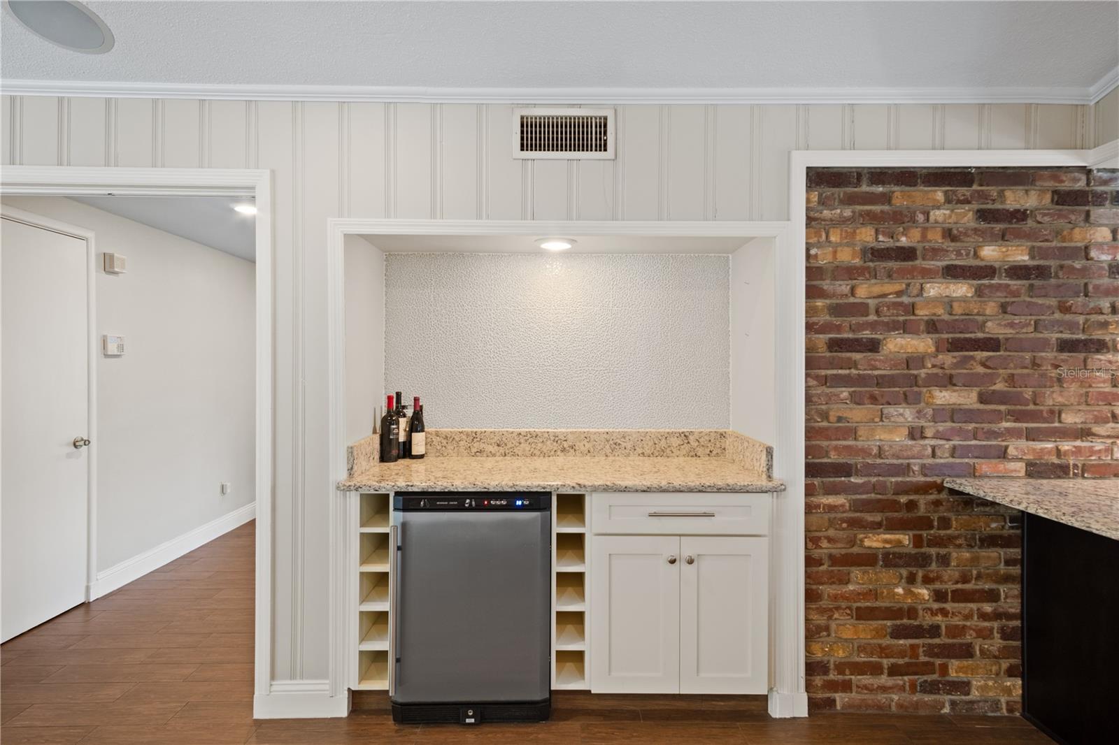Image 16 of 50 For 1228 Spring Lake Drive