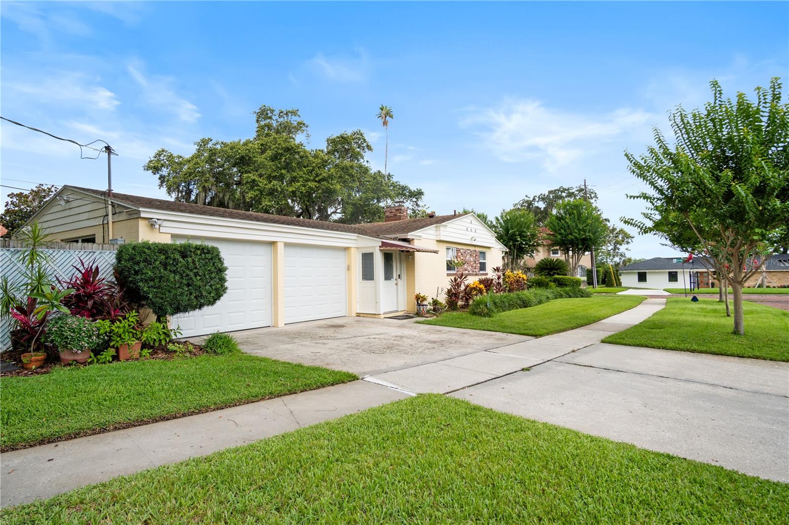 Image 33 of 50 For 1228 Spring Lake Drive
