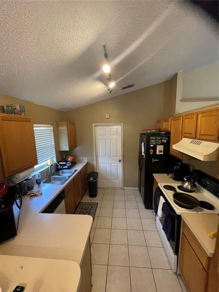 Image 3 of 10 For 1639 Stanbury Drive