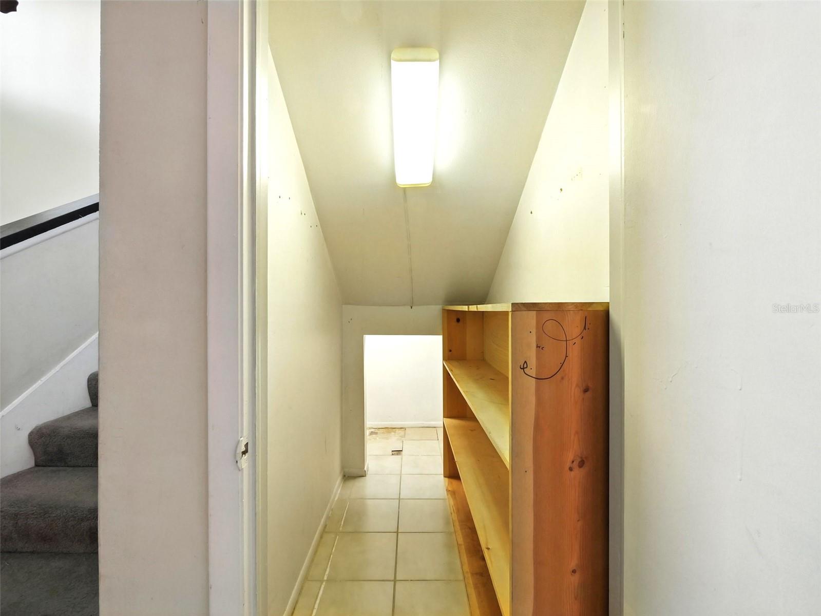 Image 11 of 49 For 174 Lago Vista Boulevard