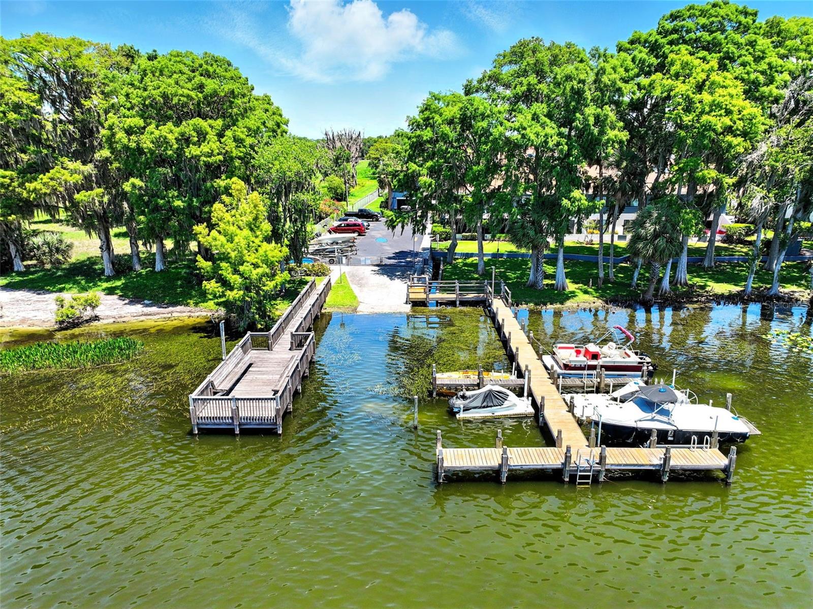 Image 24 of 49 For 174 Lago Vista Boulevard