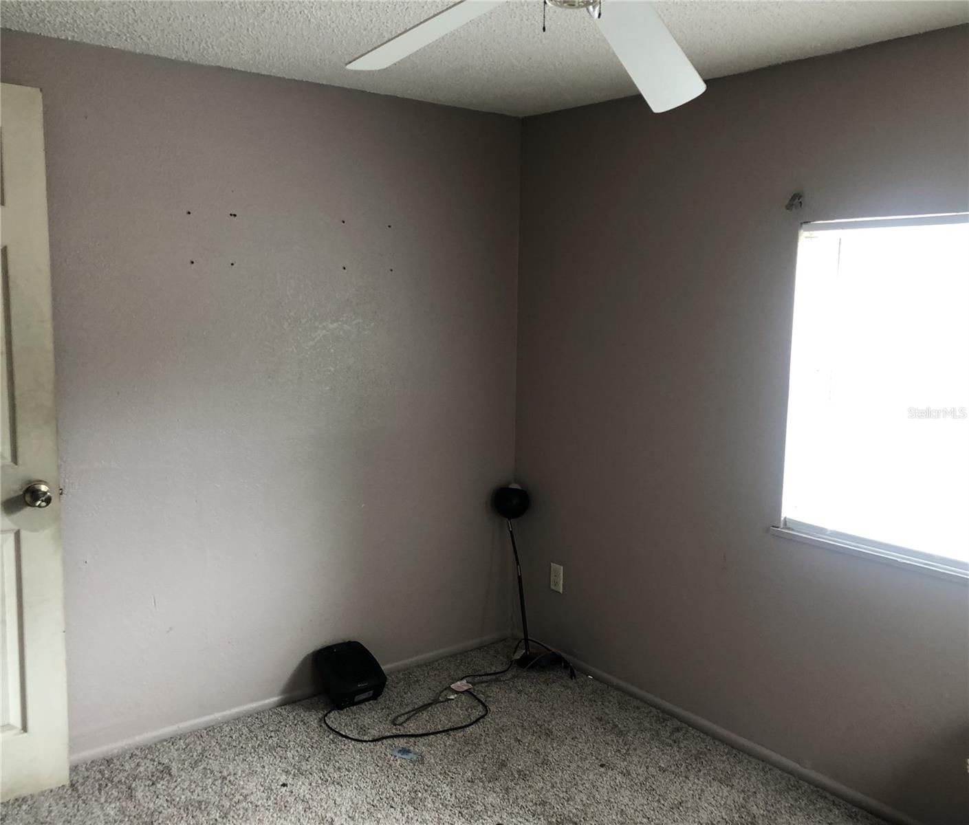 Image 11 of 13 For 1224 Delaware Avenue