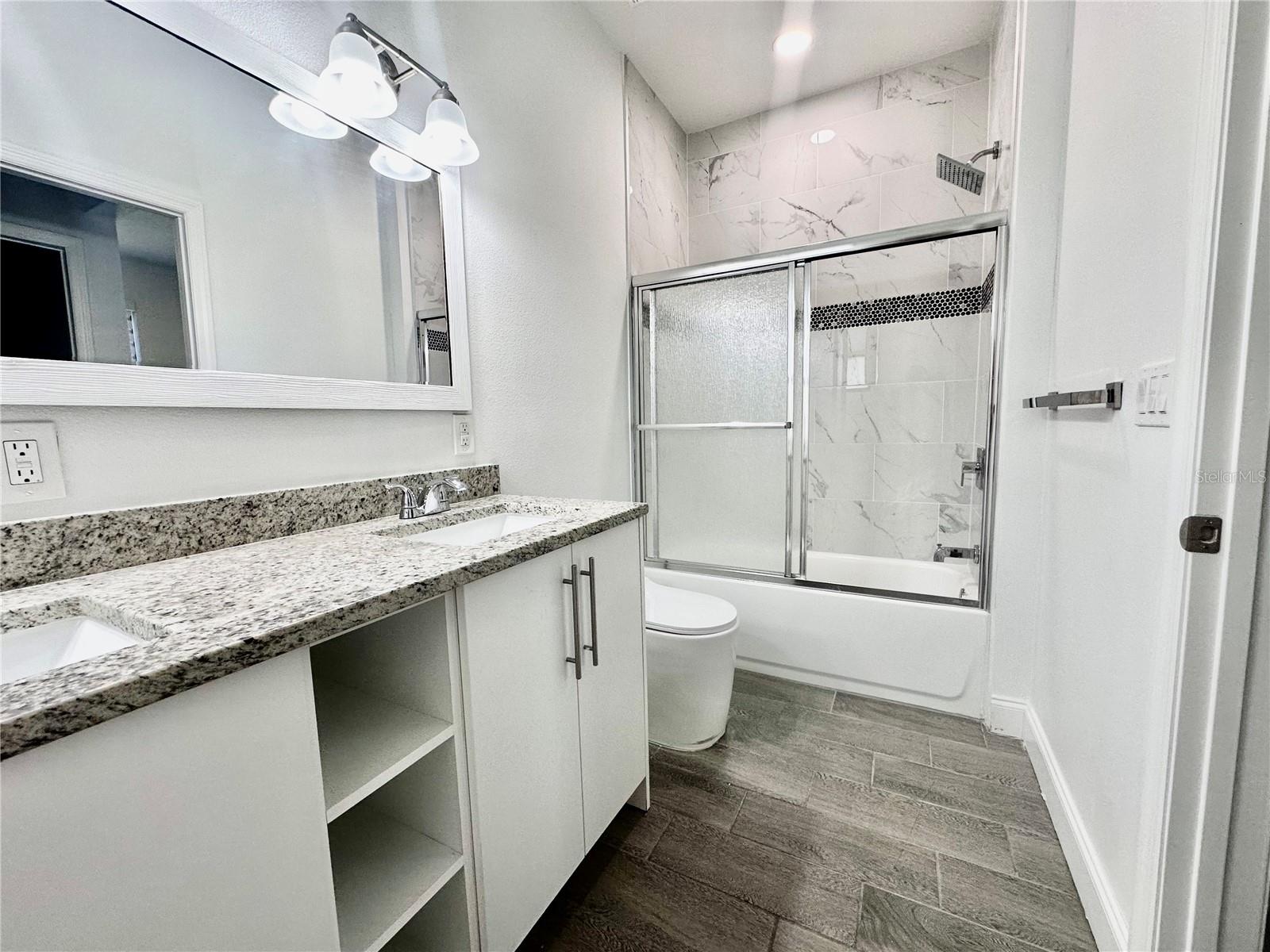 Image 17 of 24 For 774 9th Street