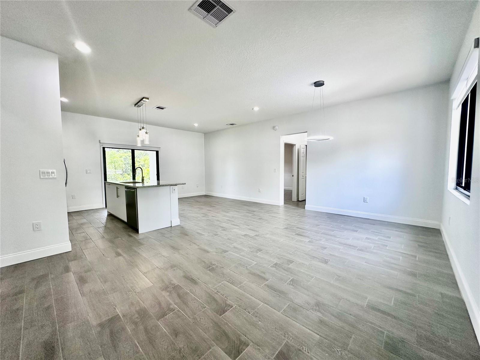 Image 3 of 24 For 774 9th Street