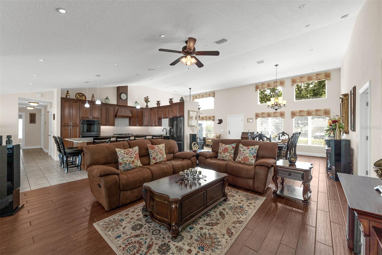 Image 15 of 72 For 9342 Bay Vista Estates Boulevard